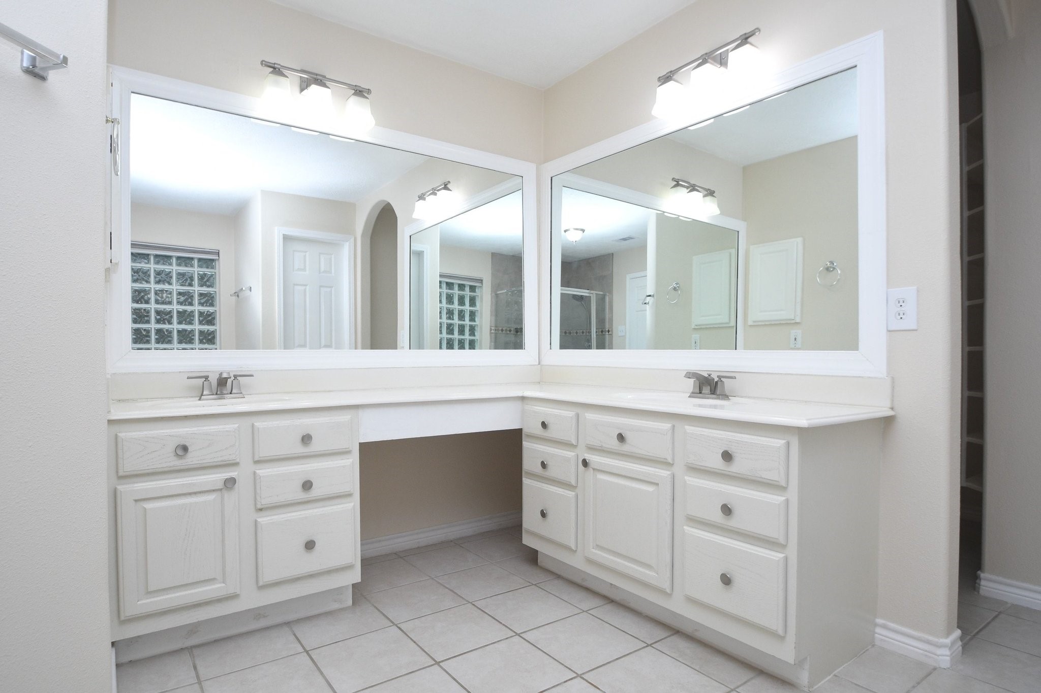 10430 Sanibel Falls Court Property Photo 16