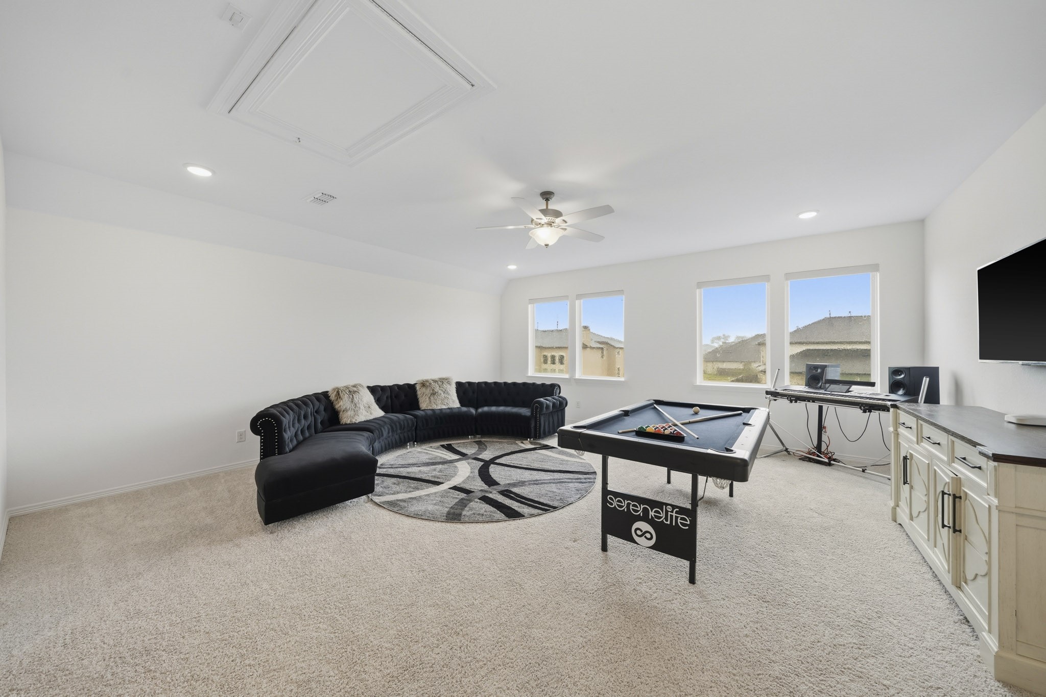 2407 Wooded Park Drive Property Photo 32