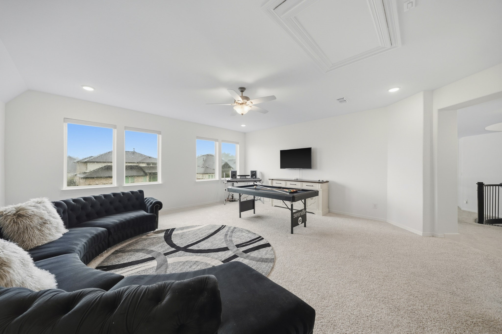 2407 Wooded Park Drive Property Photo 33