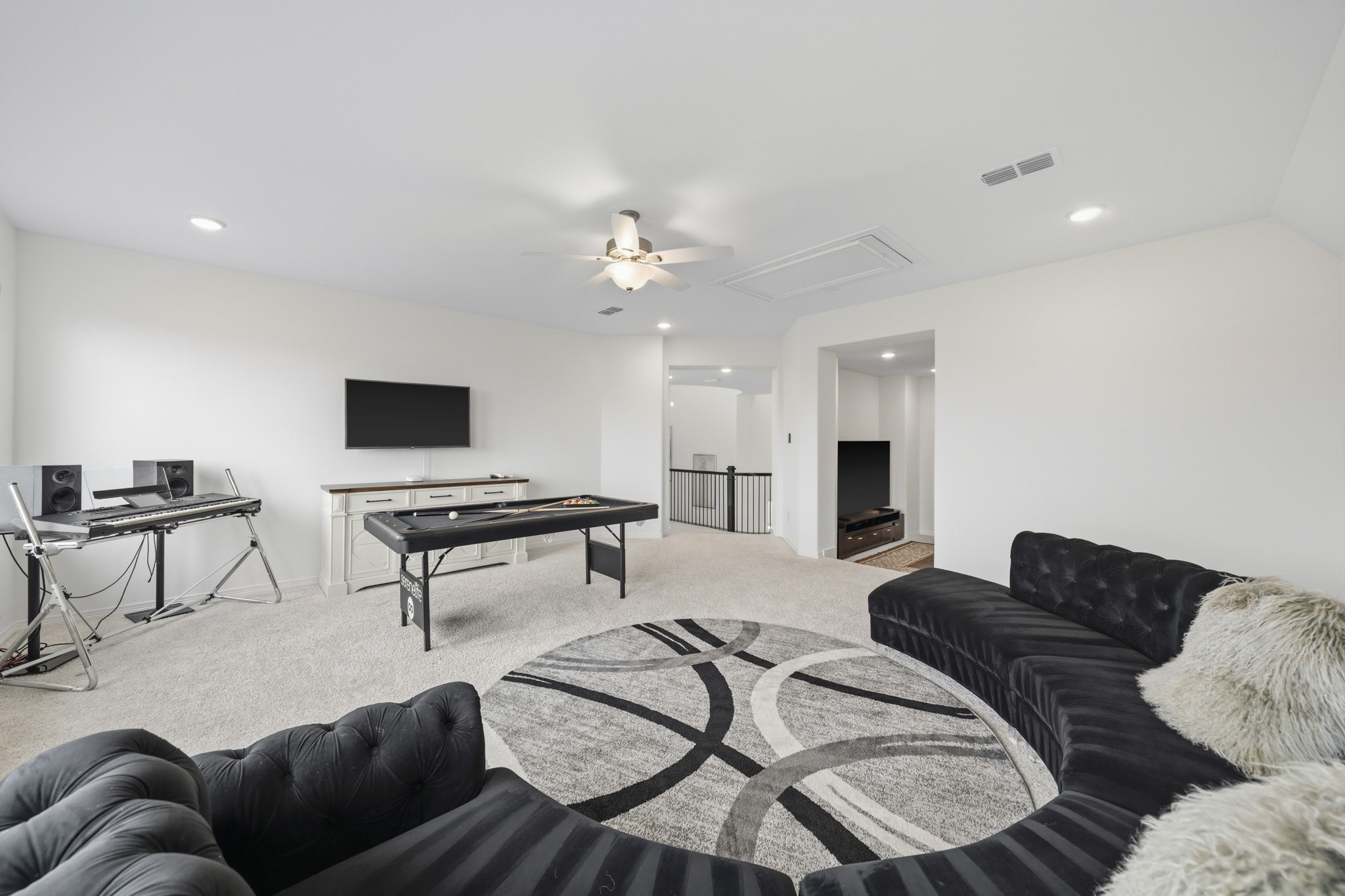 2407 Wooded Park Drive Property Photo 34