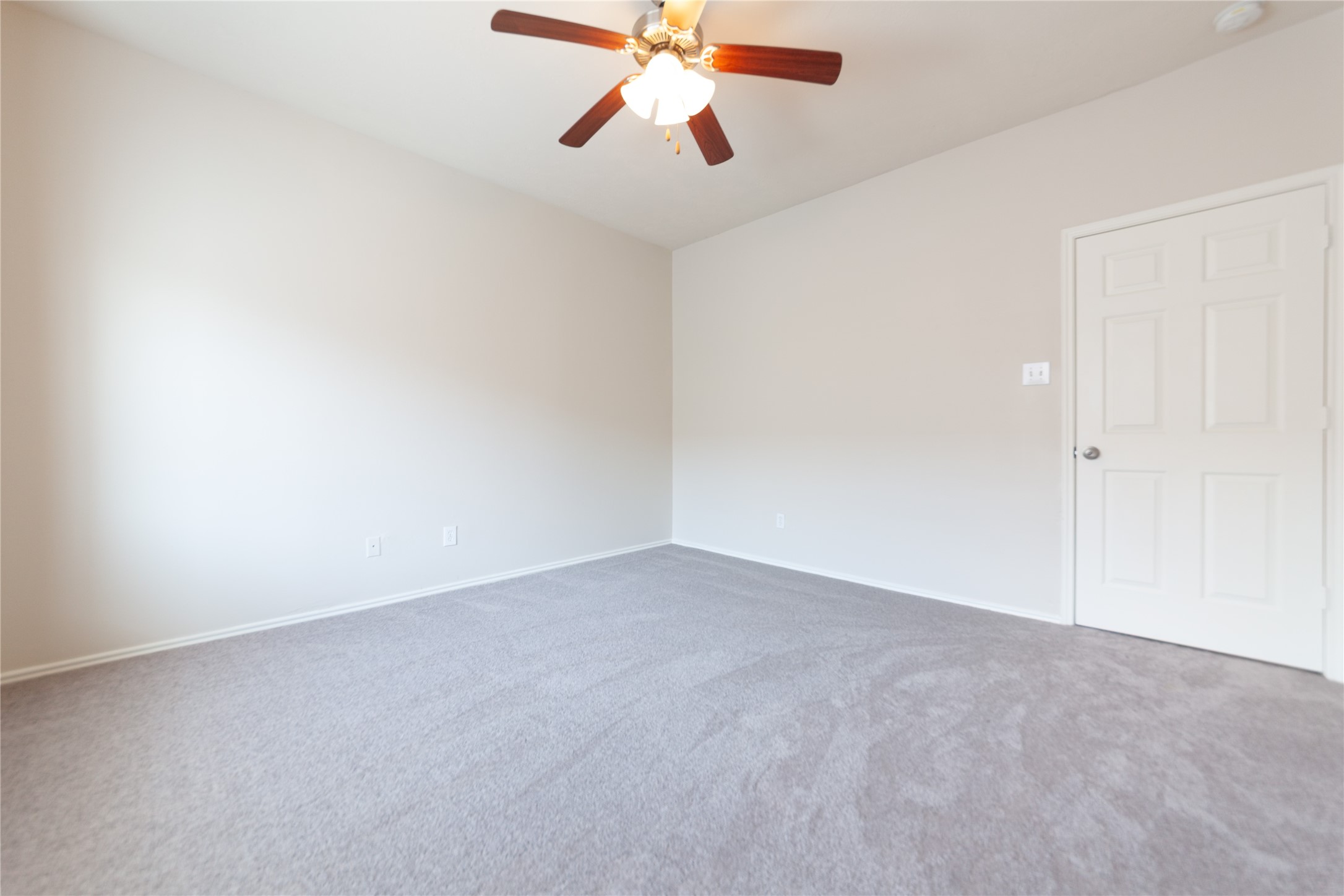 6007 Shadow Isle Lane Property Photo 19