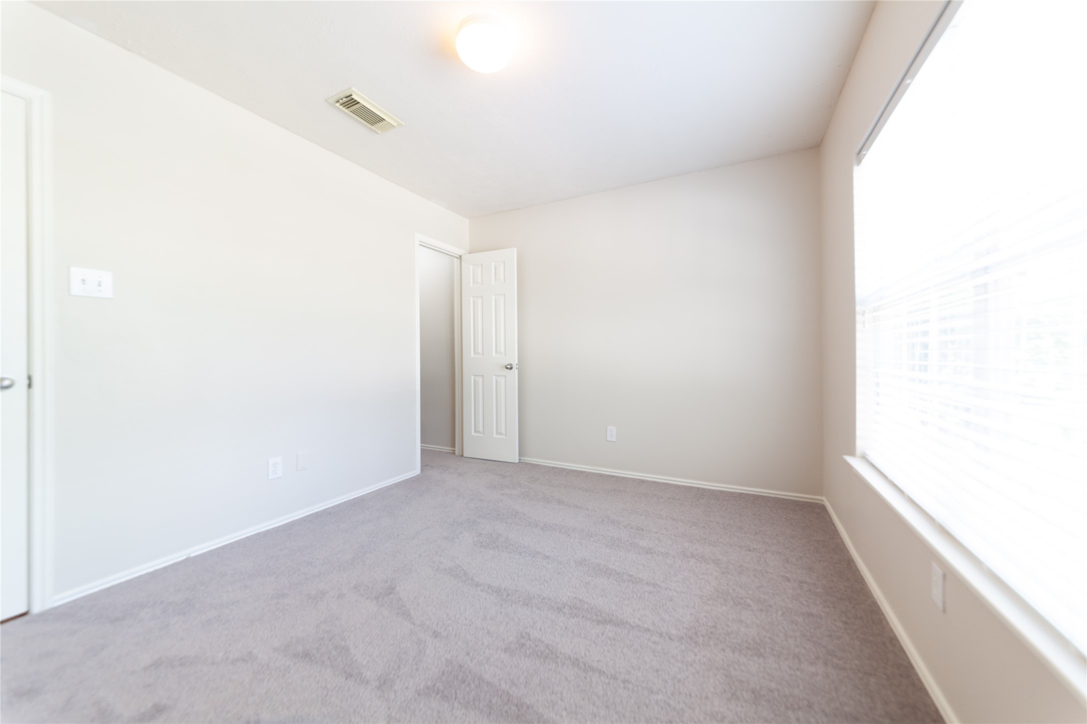 6007 Shadow Isle Lane Property Photo 33