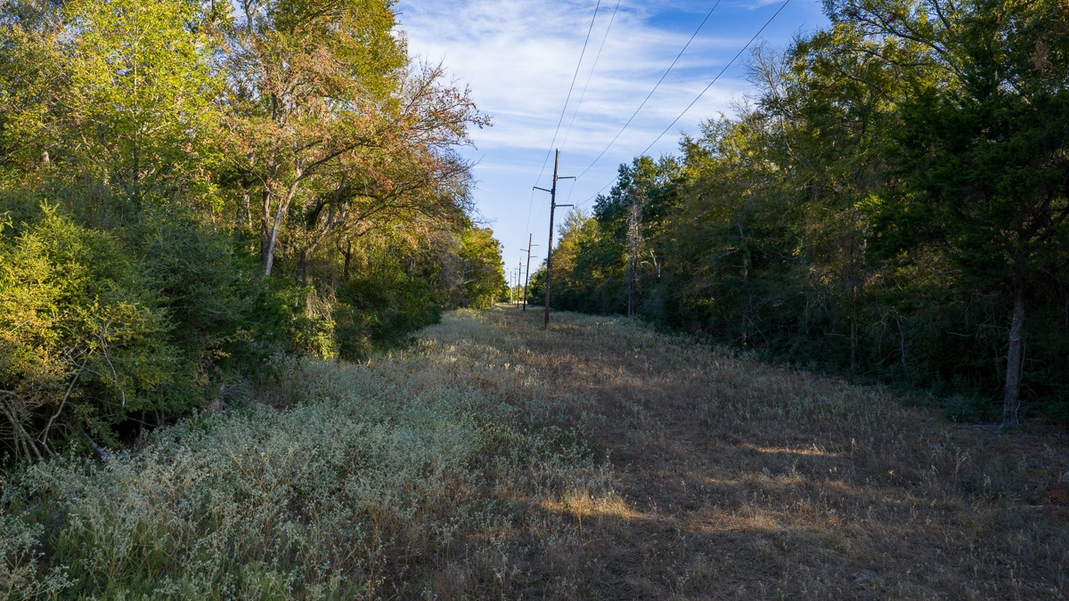 T-7 Providence Road Property Photo 10