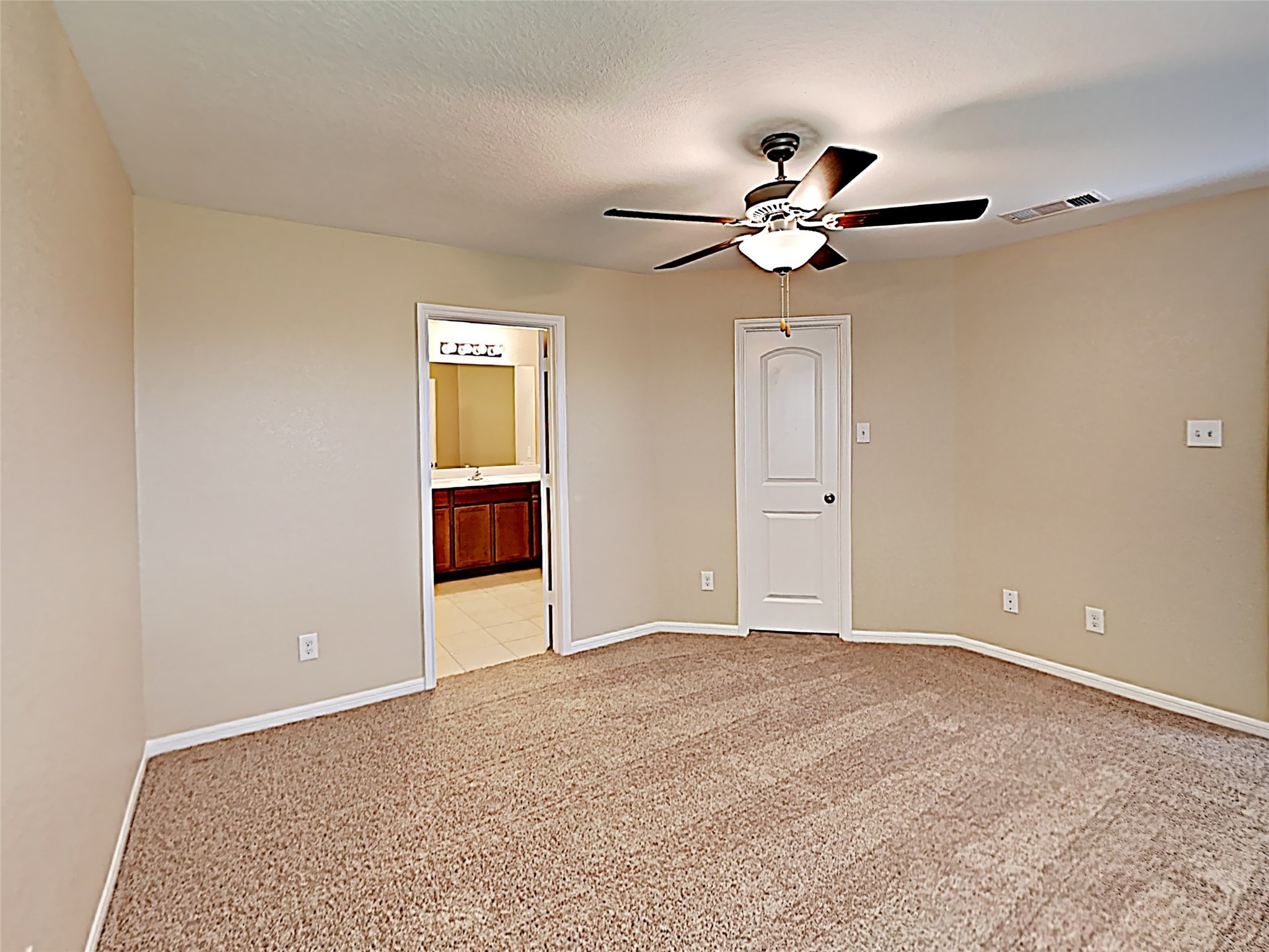 725 Totem Trail Drive Property Photo 7