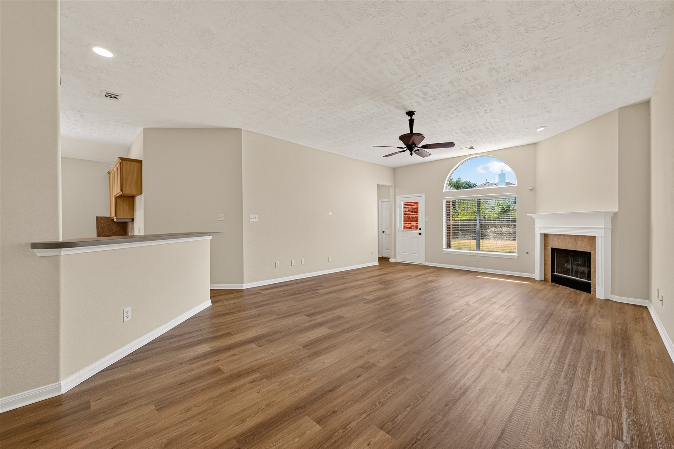 16719 Bishop Knoll Lane Property Photo 14