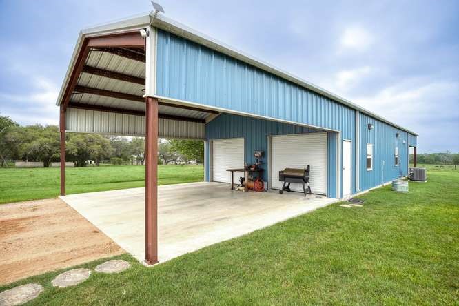 1345 E Old Hallettsville Road Property Photo 37
