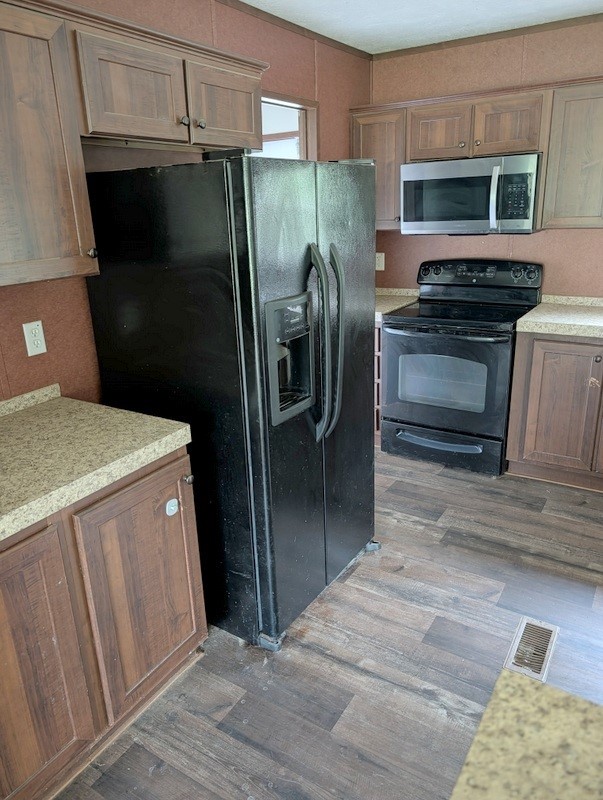 746 Aldredge Circle Property Photo 20