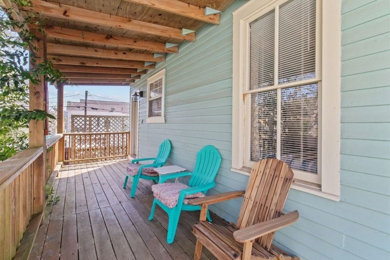 1306 19th Street Property Photo 5