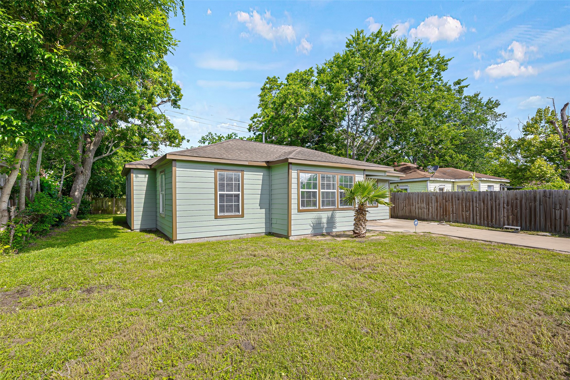7614 Darnay Dr Drive Property Photo 3