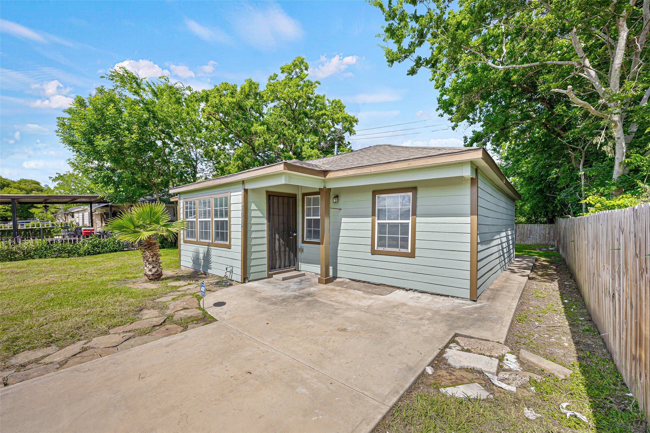7614 Darnay Dr Drive Property Photo 4