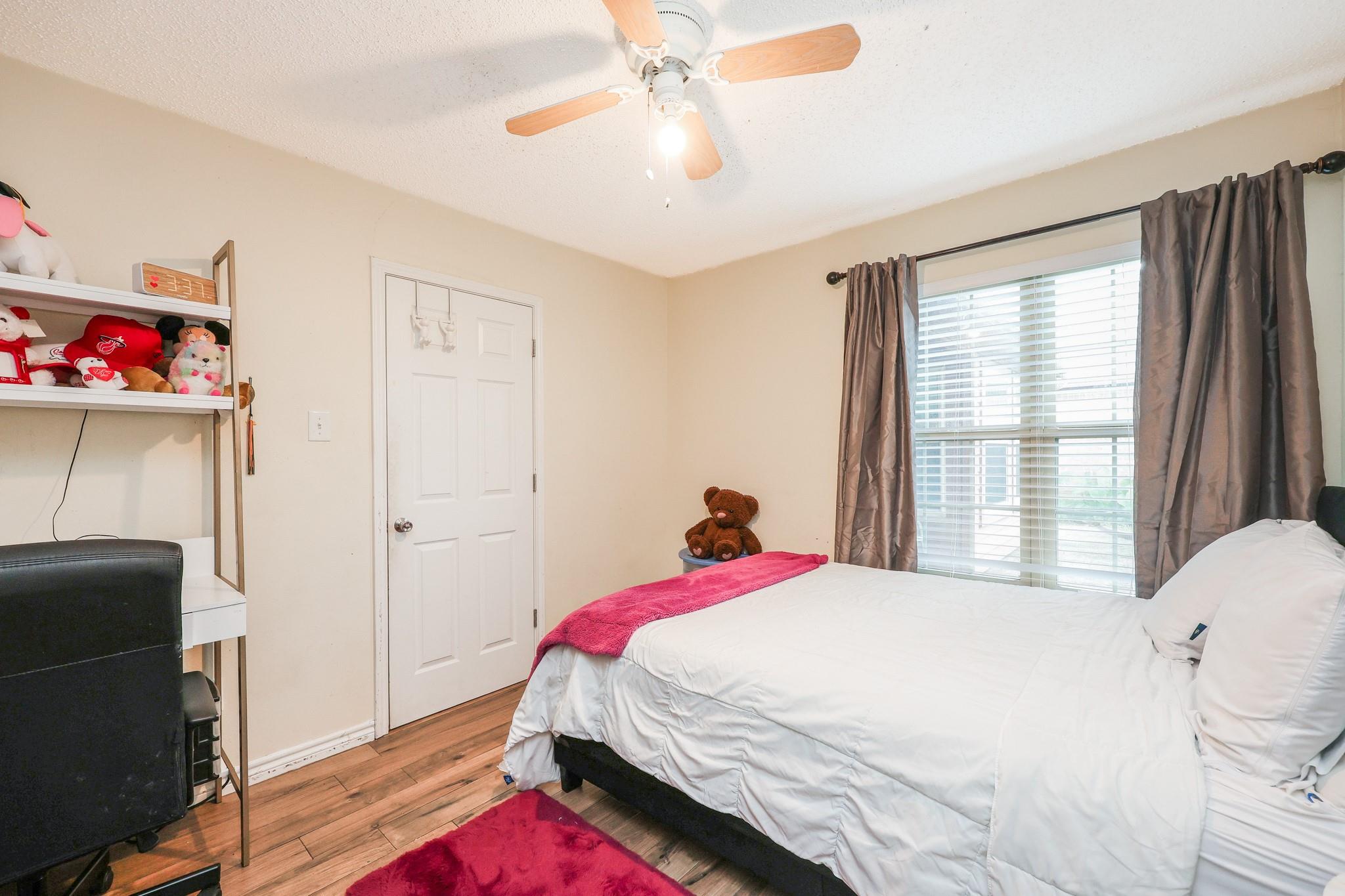 16015 Hidden Acres Drive Property Photo 15