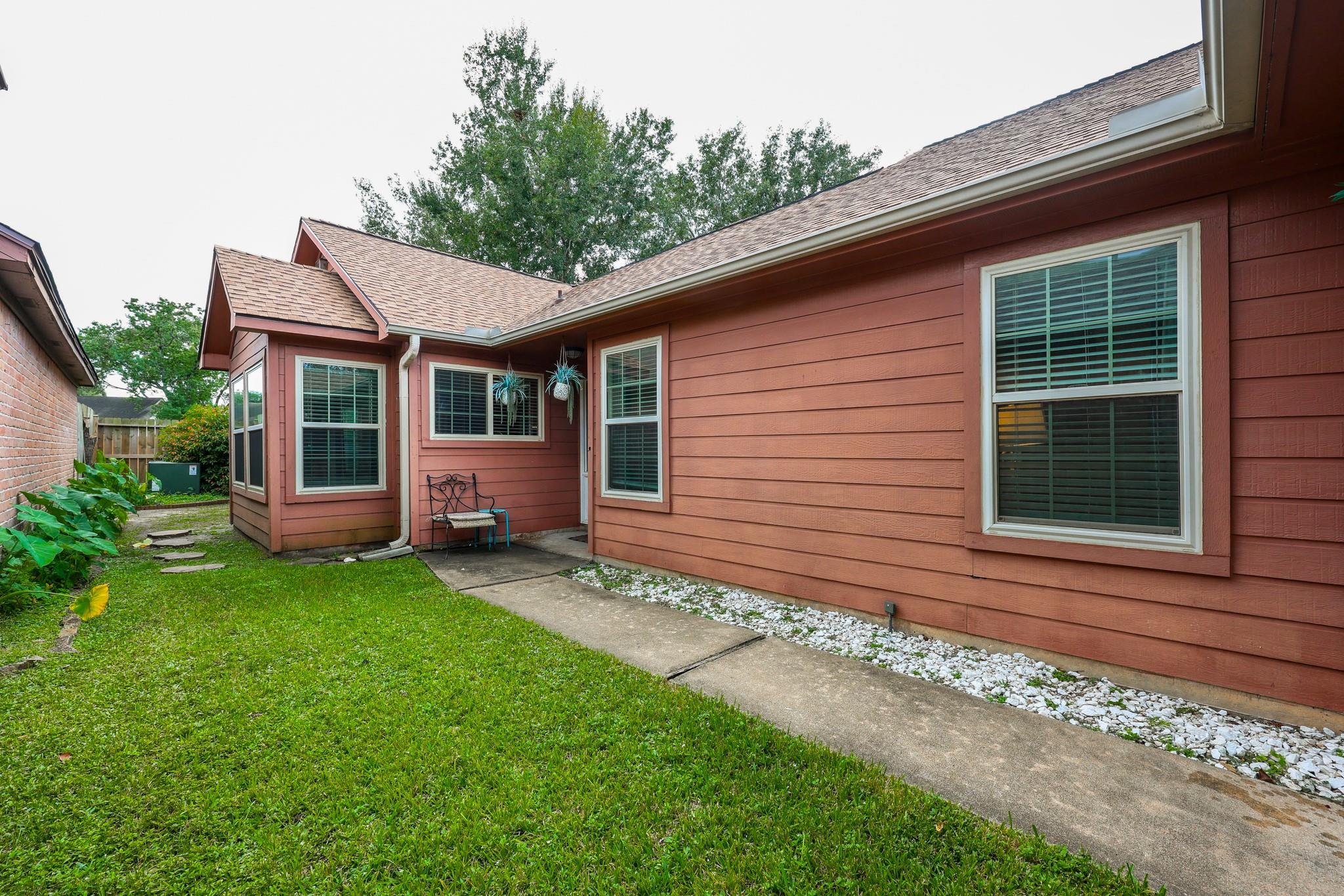 16015 Hidden Acres Drive Property Photo 22