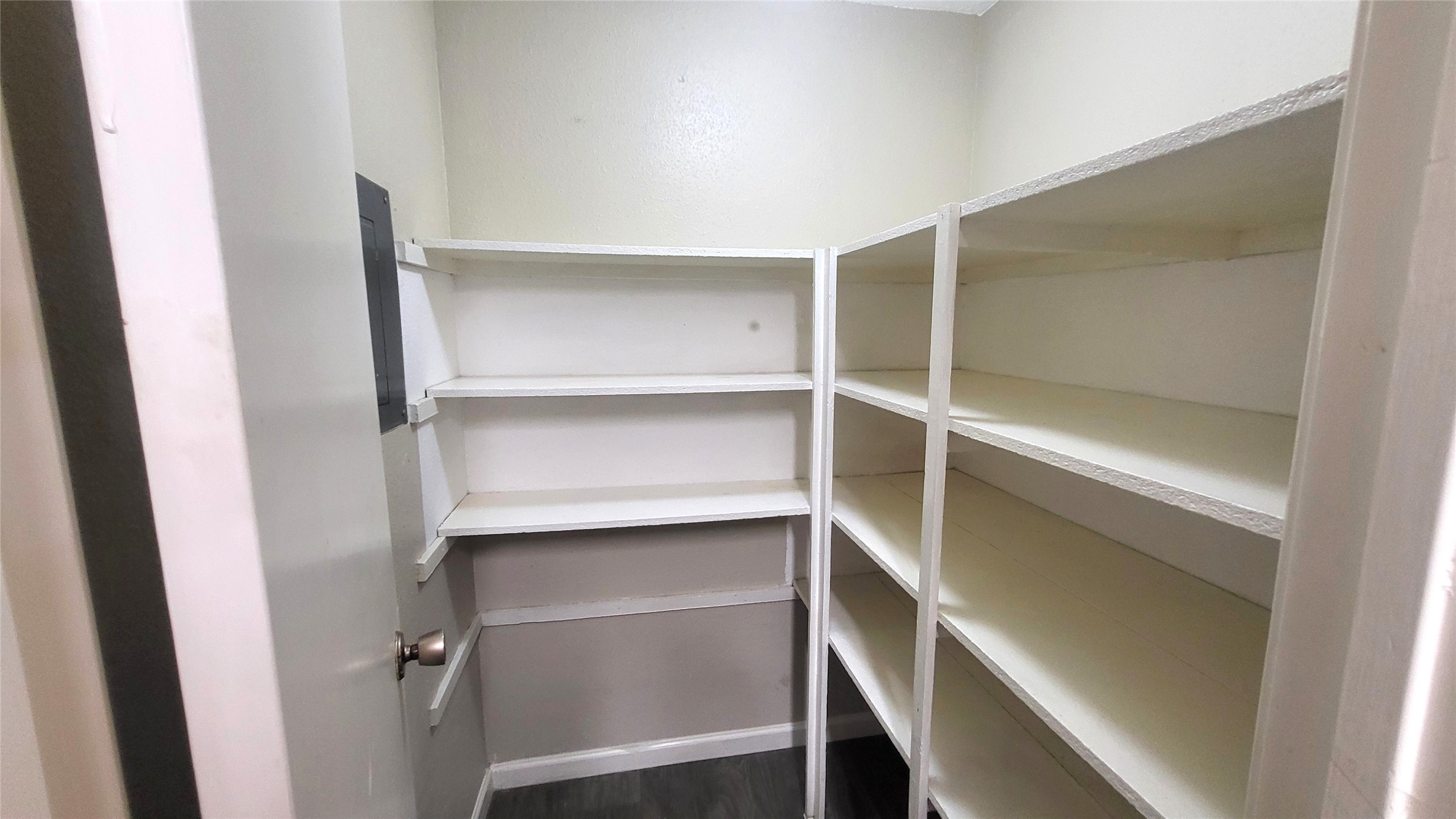7400 Bellerive Drive 1605 Property Photo 5