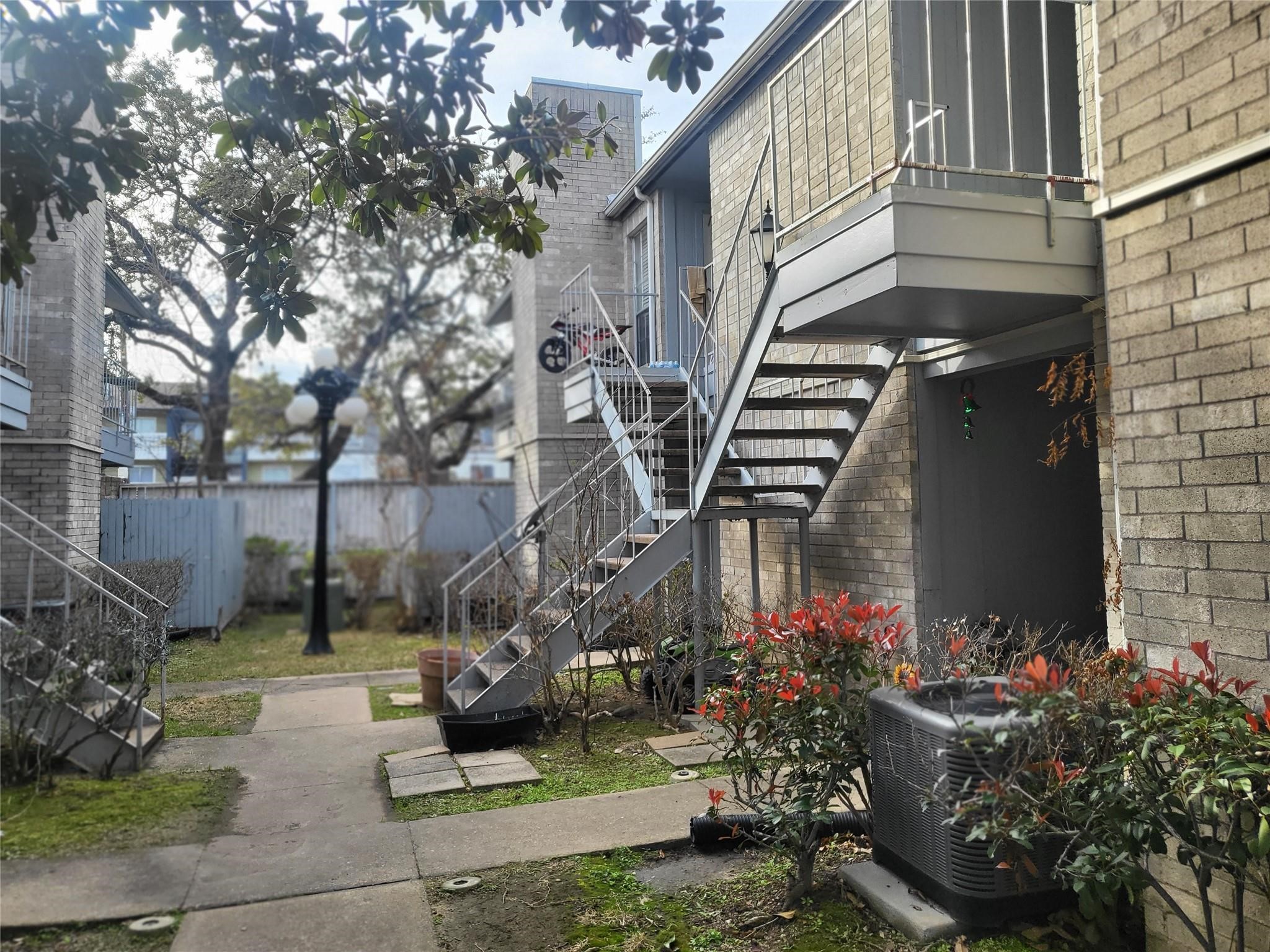 7400 Bellerive Drive 1605 Property Photo 12