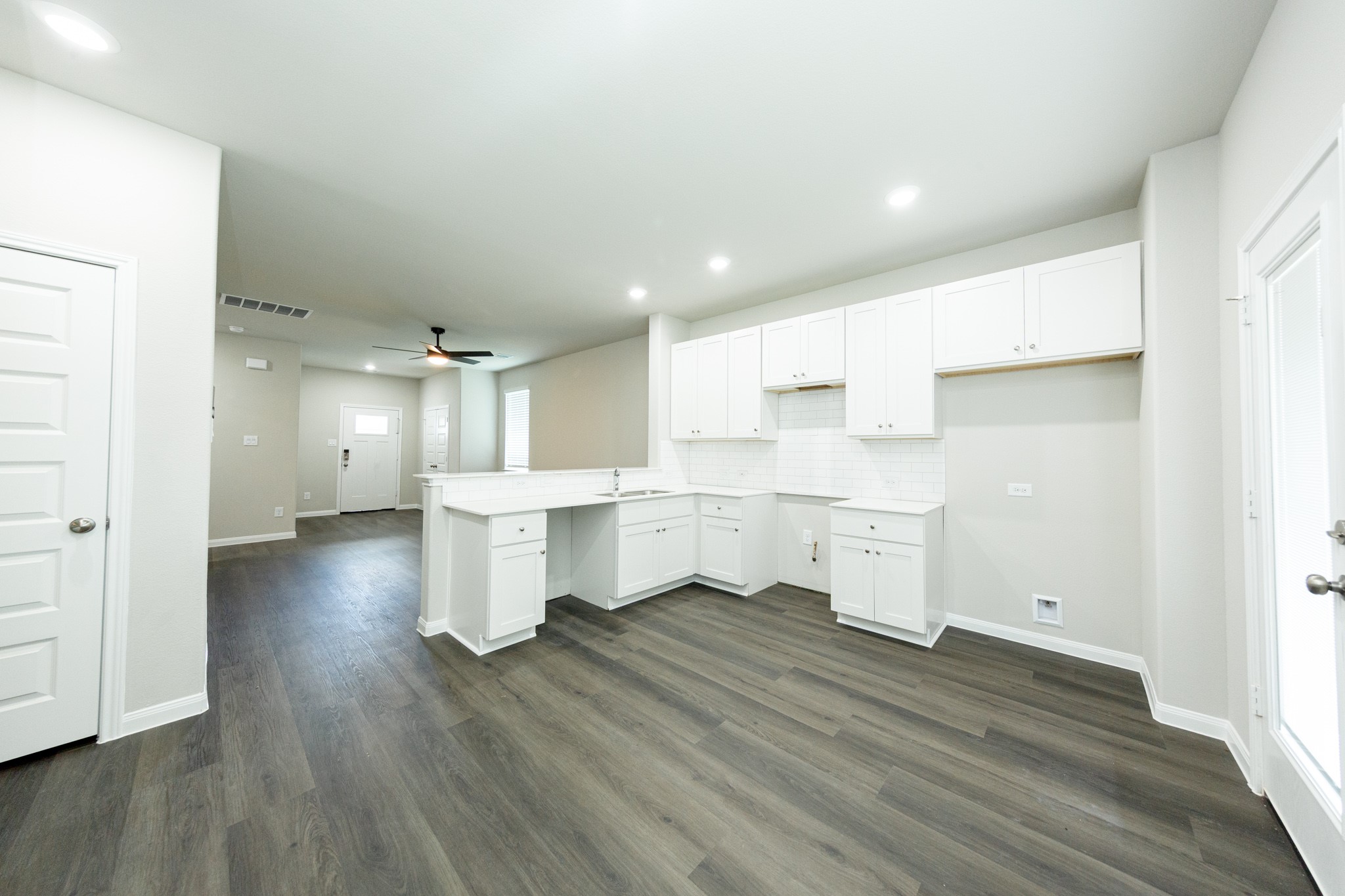 14011 Mount Hunter Drive Property Photo 6