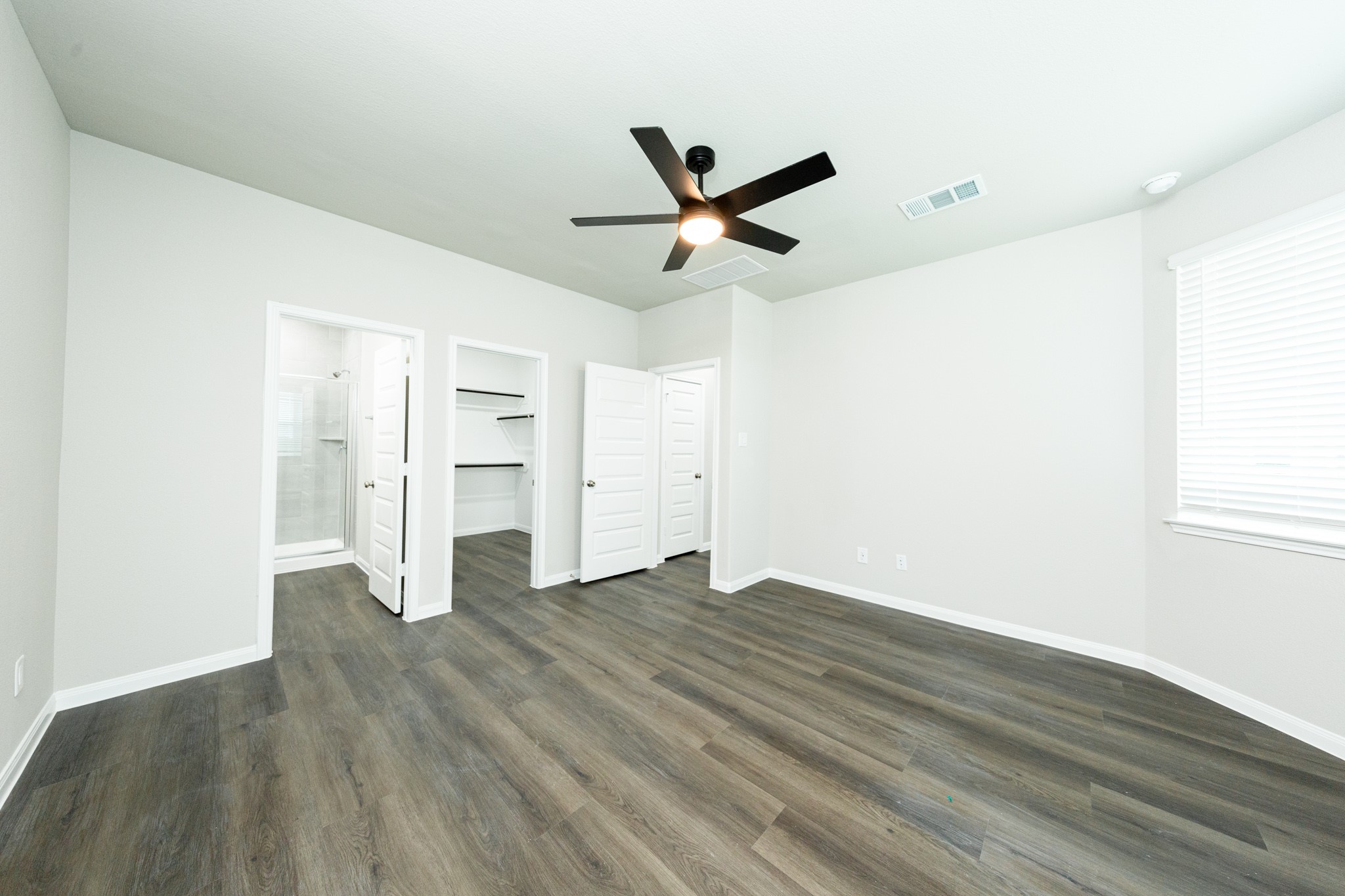 14011 Mount Hunter Drive Property Photo 8