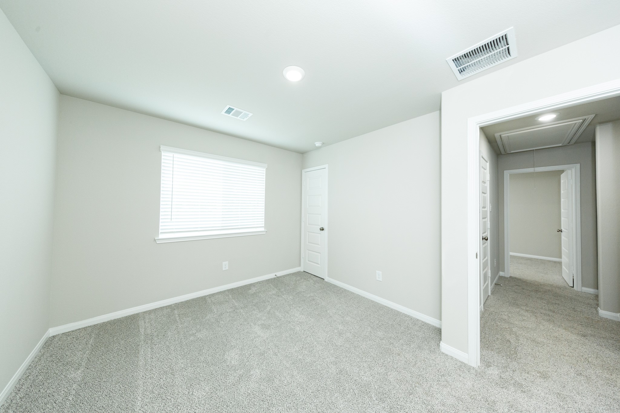 14011 Mount Hunter Drive Property Photo 14