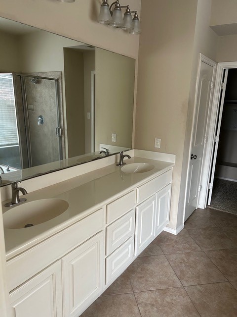 13419 Orchard Harvest Drive Property Photo 3