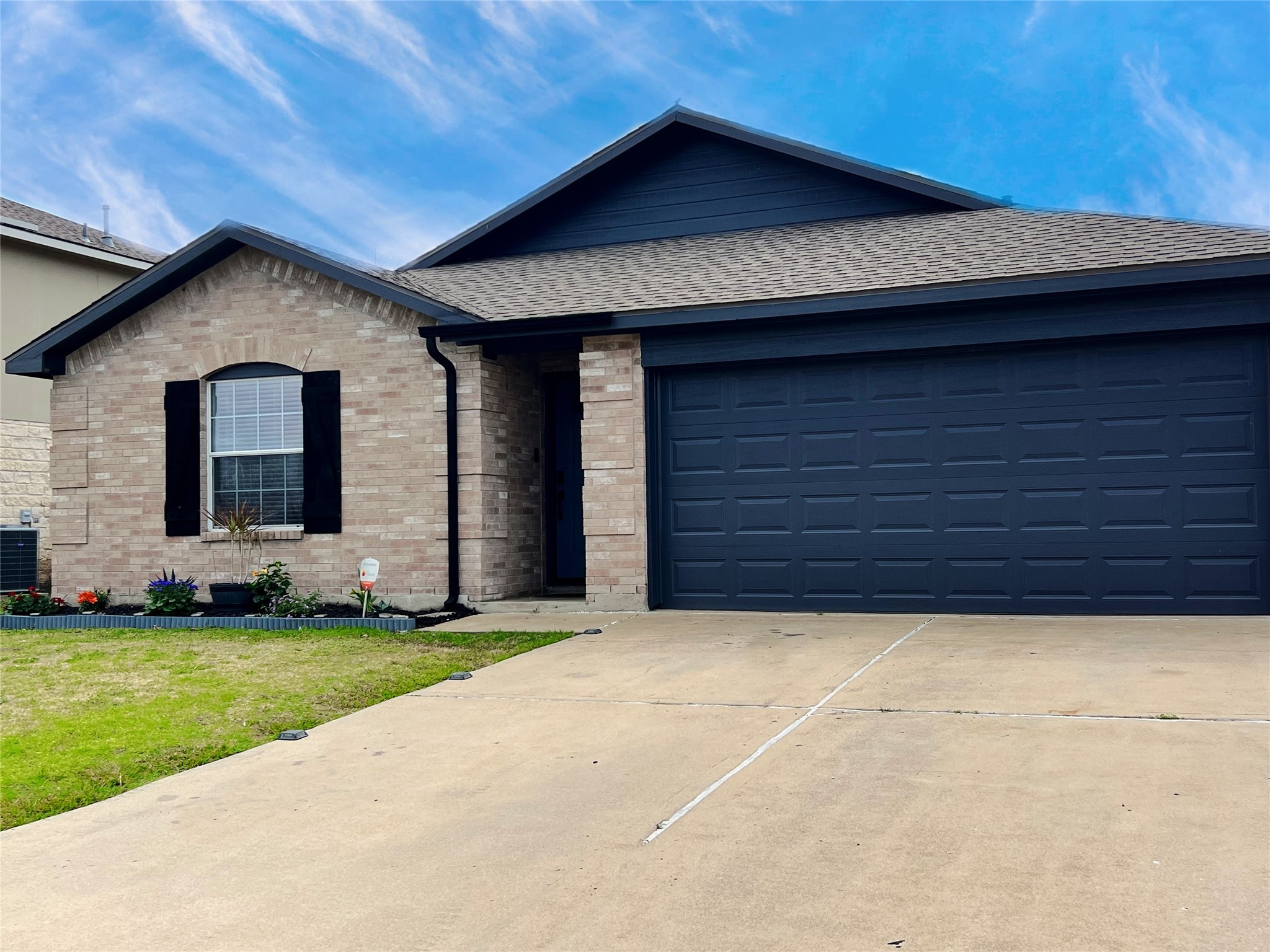 210- Bastrop Real Estate Listings Main Image