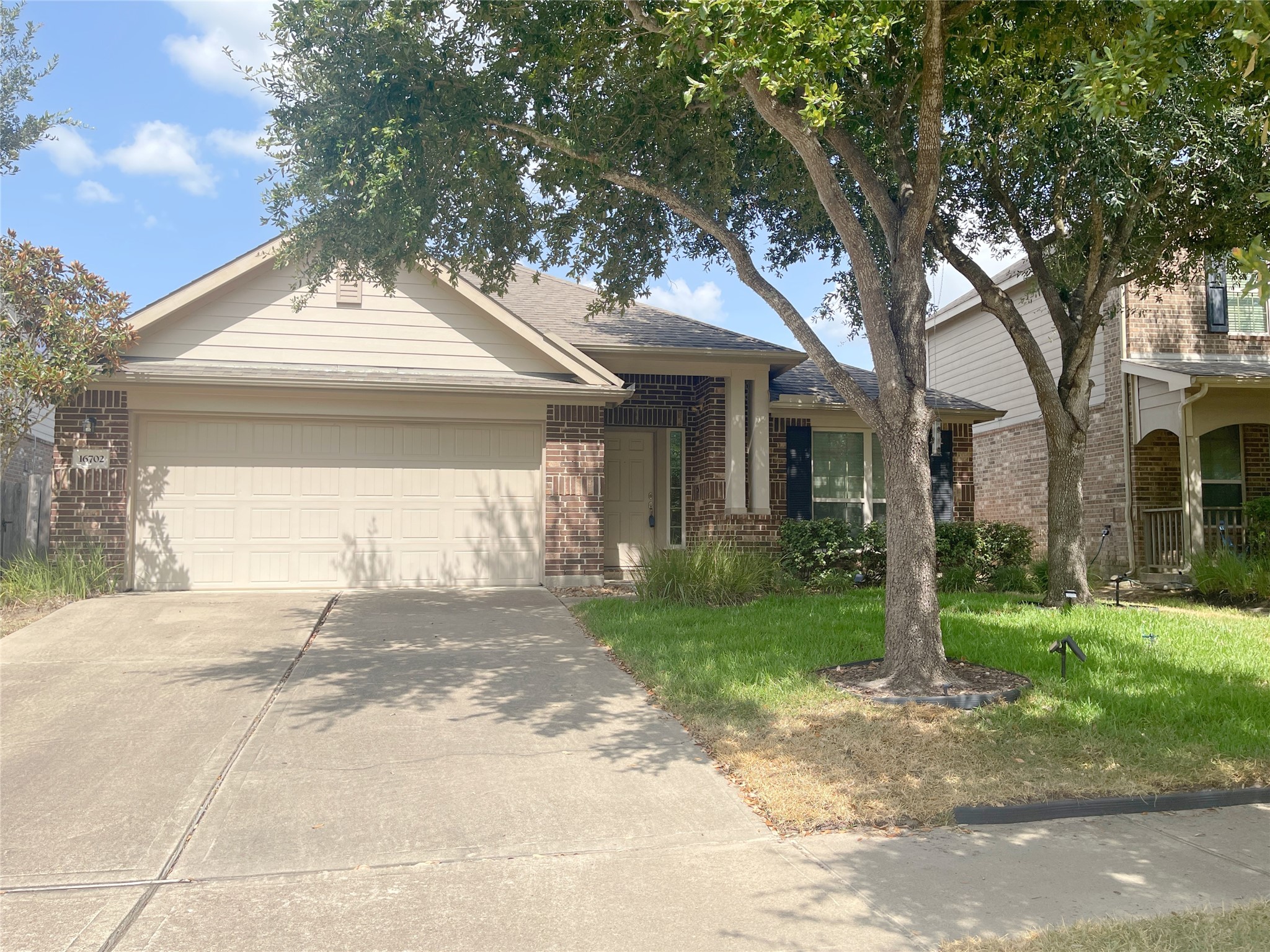 16702 White Hyacinth Court Property Photo 1