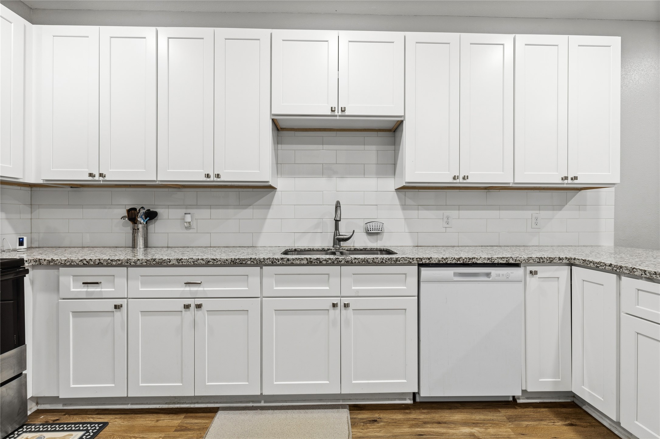 405 W Worsham Street Property Photo 6