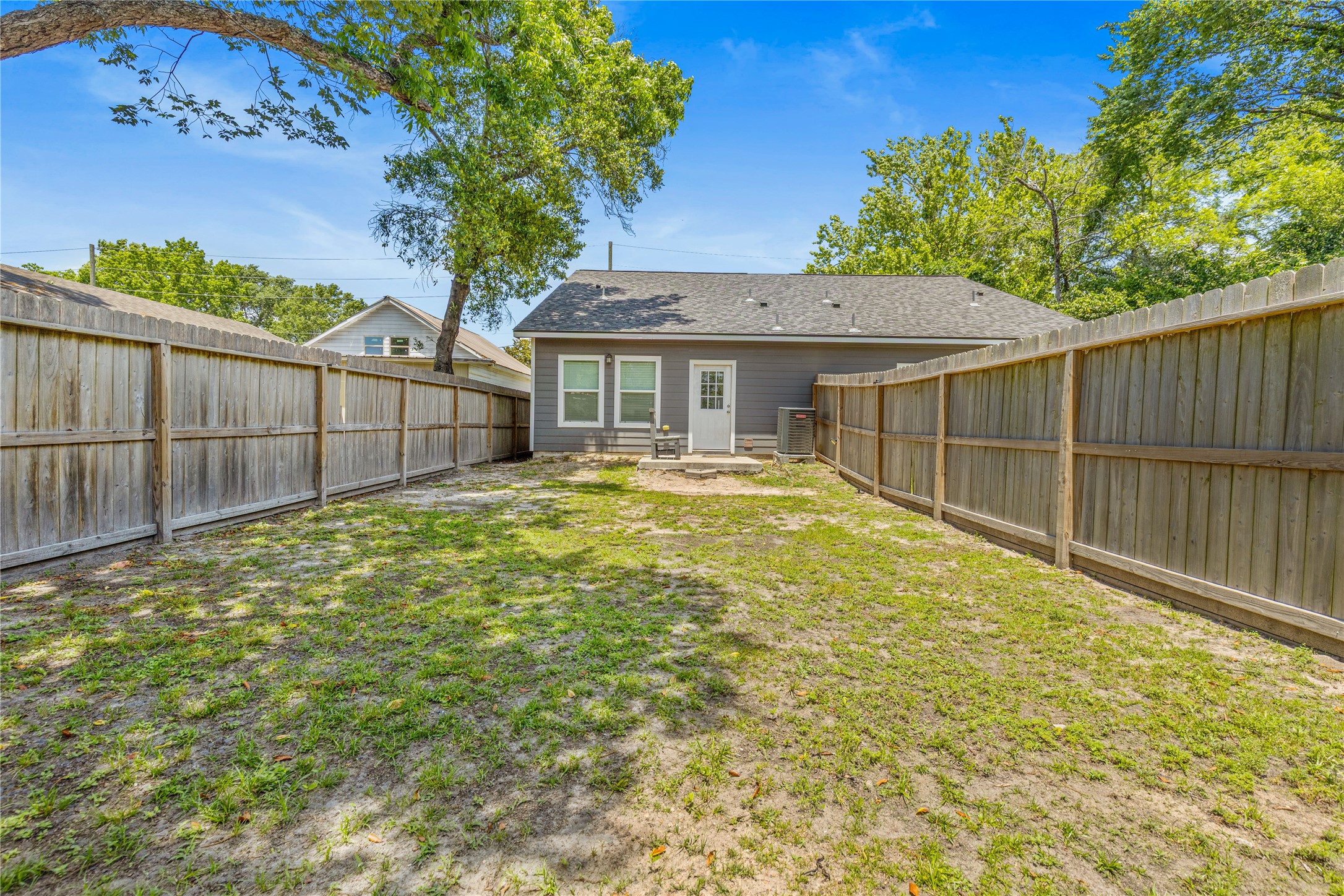 405 W Worsham Street Property Photo 30