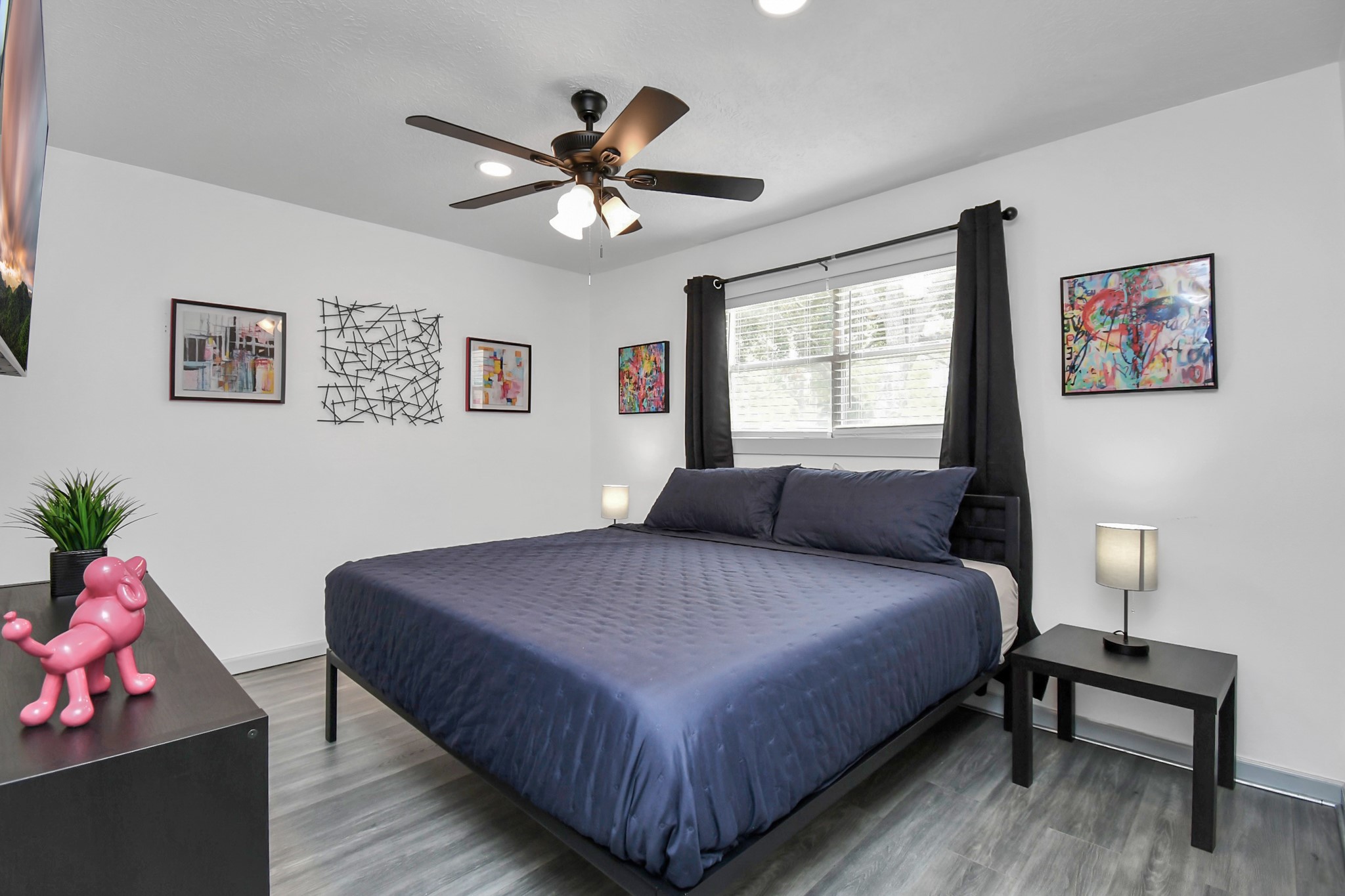 15711 Creekhaven Drive Property Photo 3