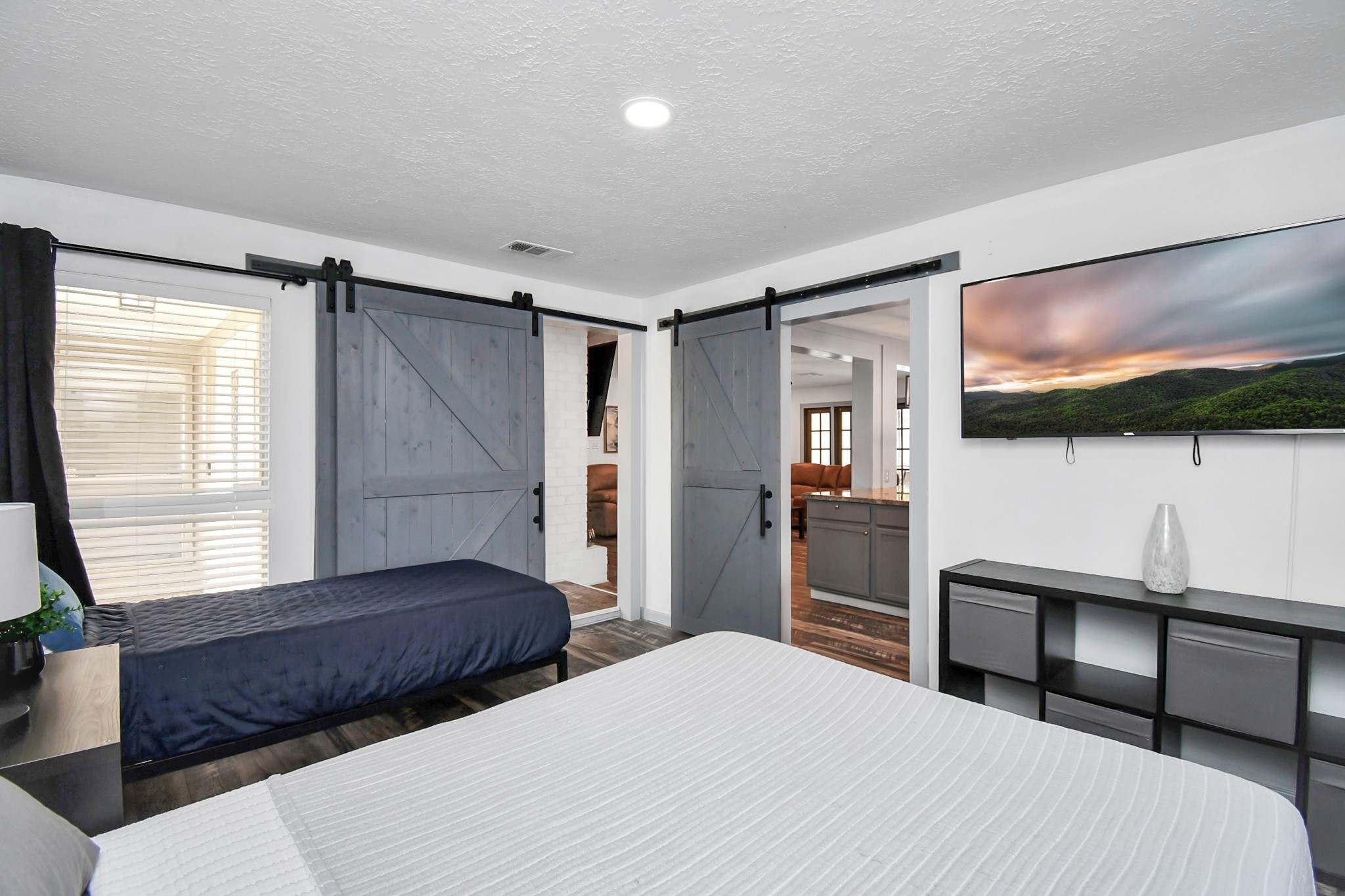 15711 Creekhaven Drive Property Photo 30