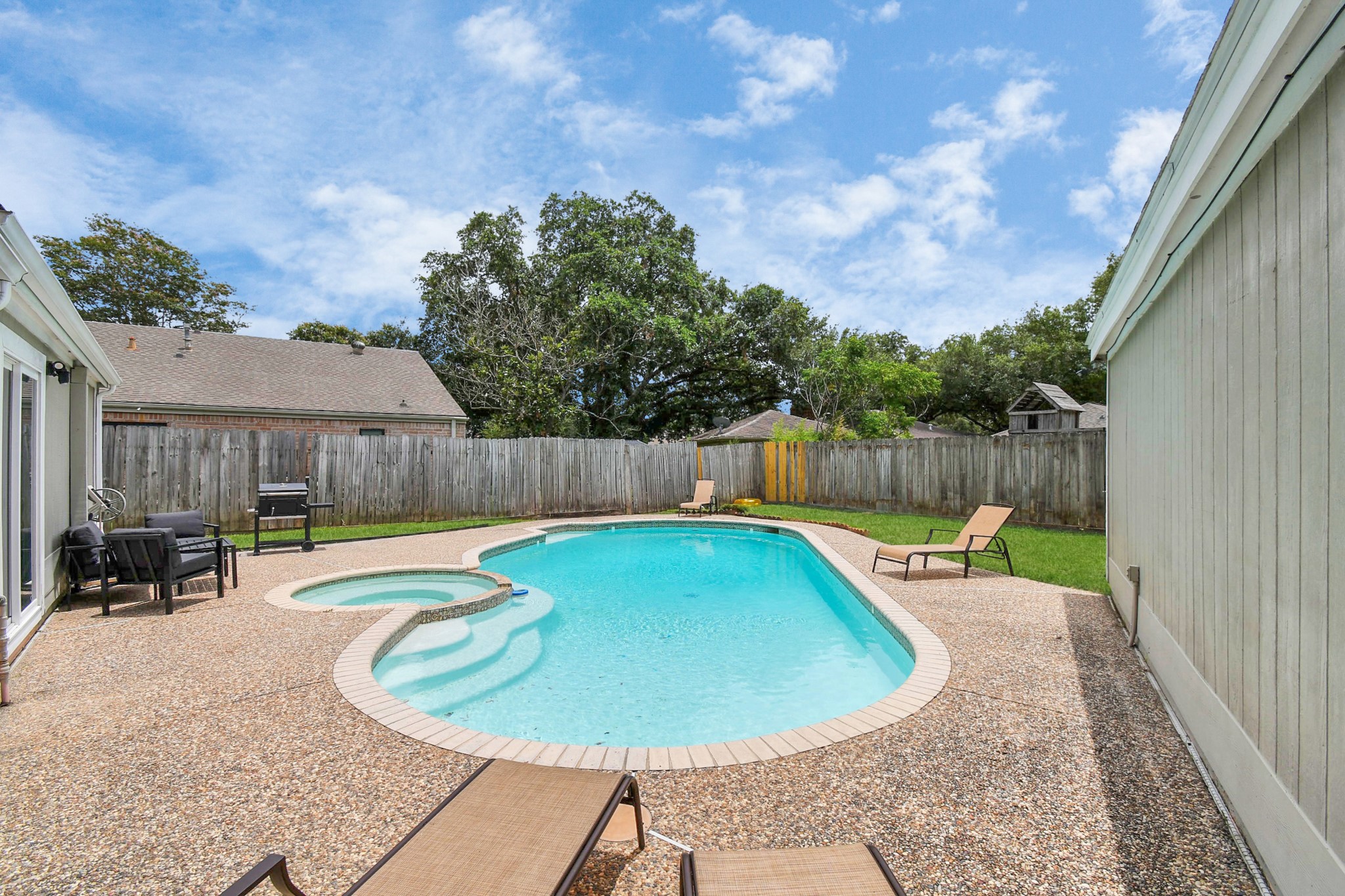 15711 Creekhaven Drive Property Photo 38