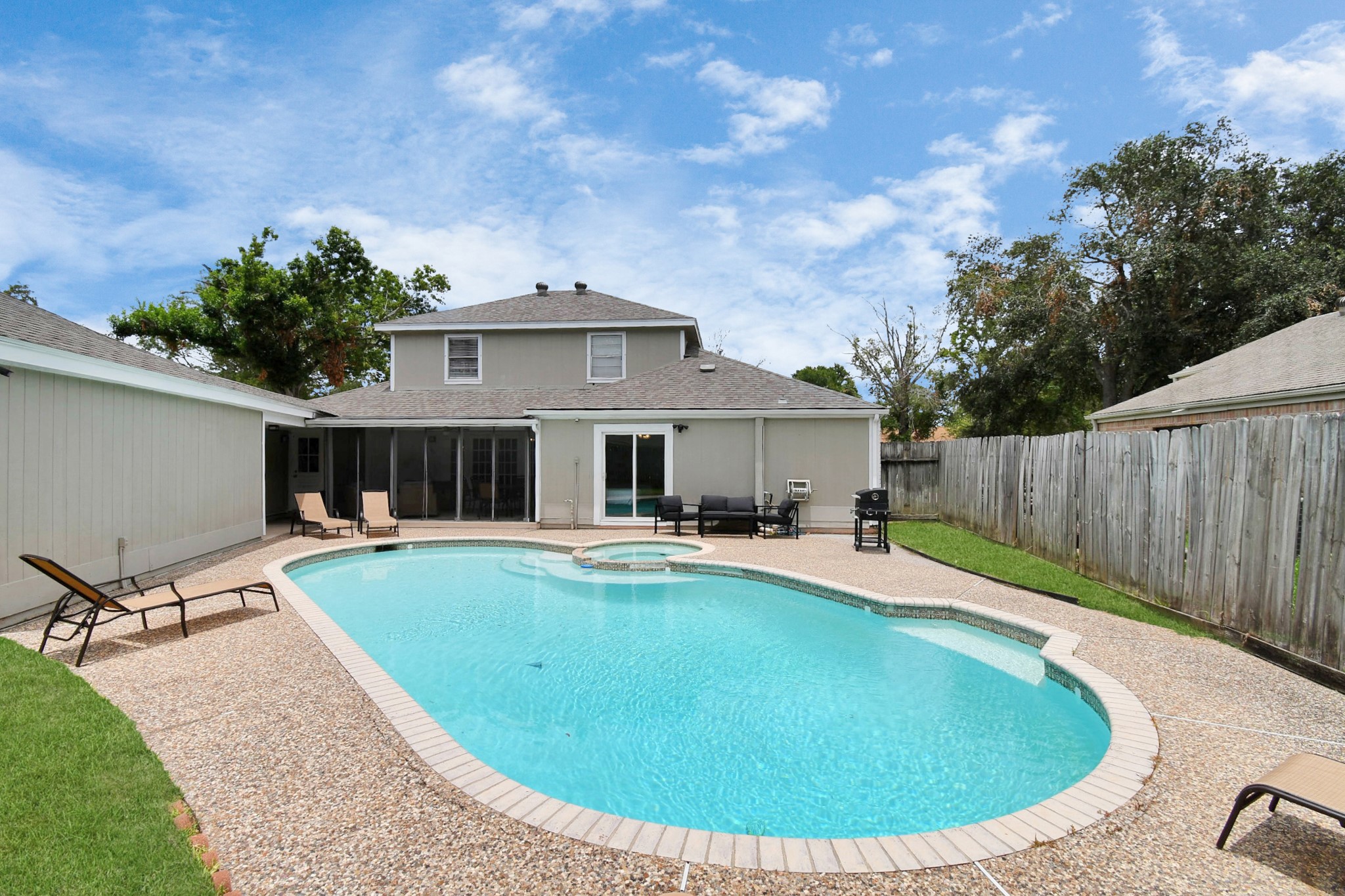 15711 Creekhaven Drive Property Photo 39