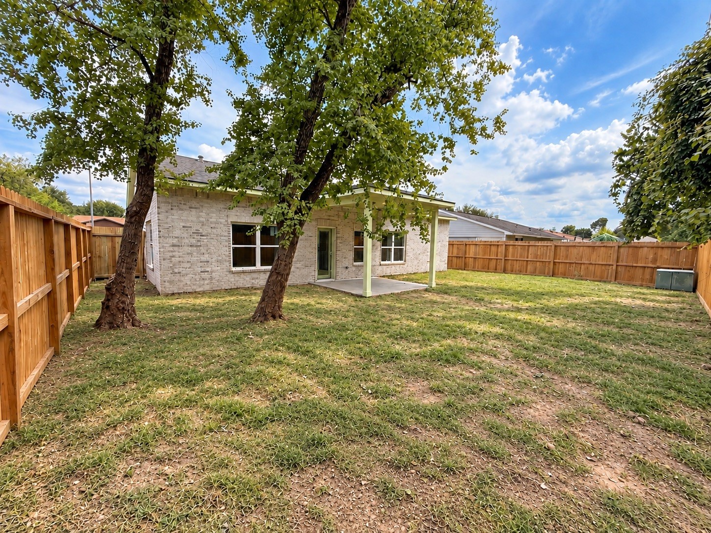 8715 Victoria Forest Drive Property Photo 25