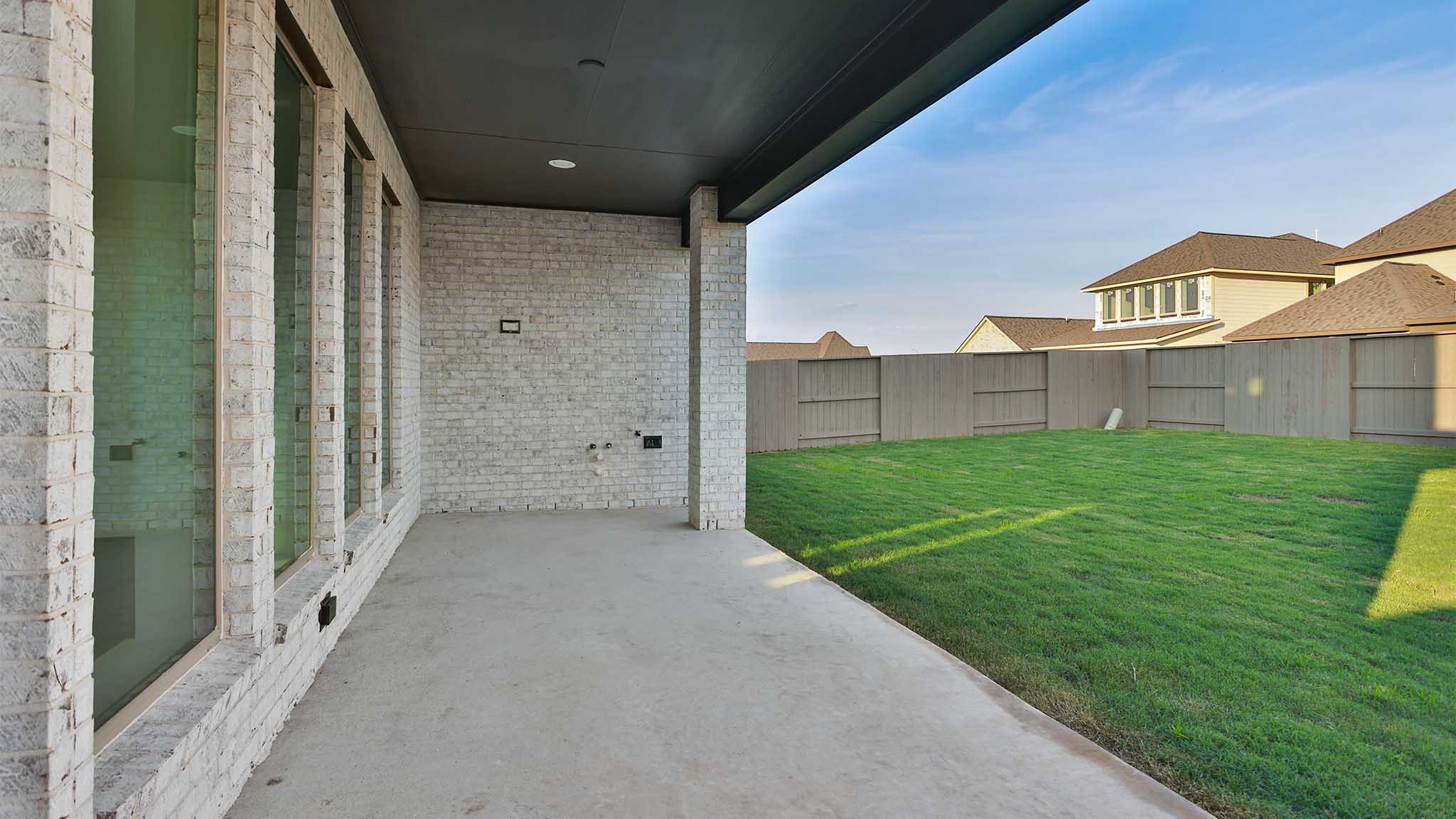 1635 Shadow Bank Drive Property Photo 13