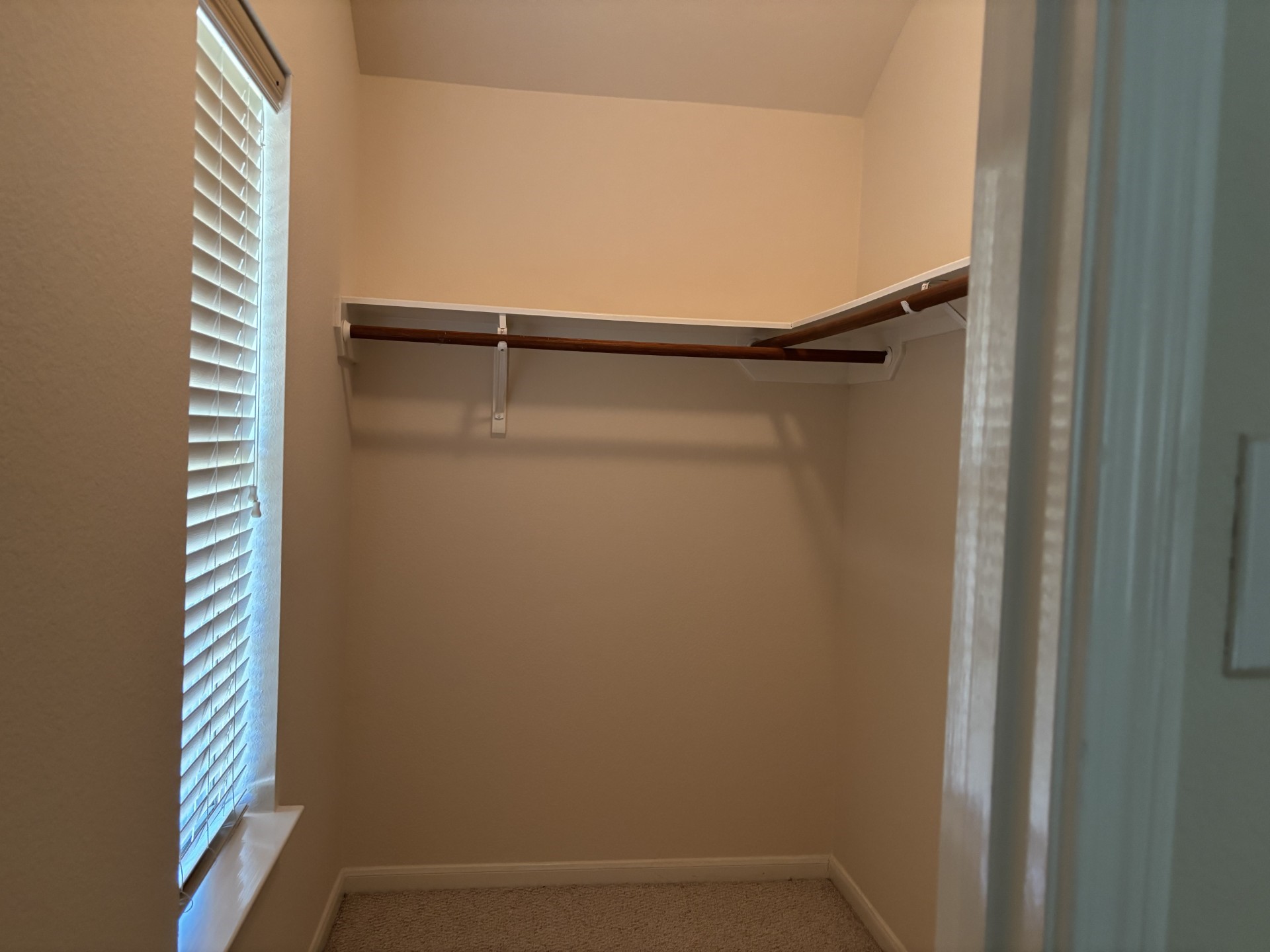 5514 Gatesprings Lane Lane Property Photo 45