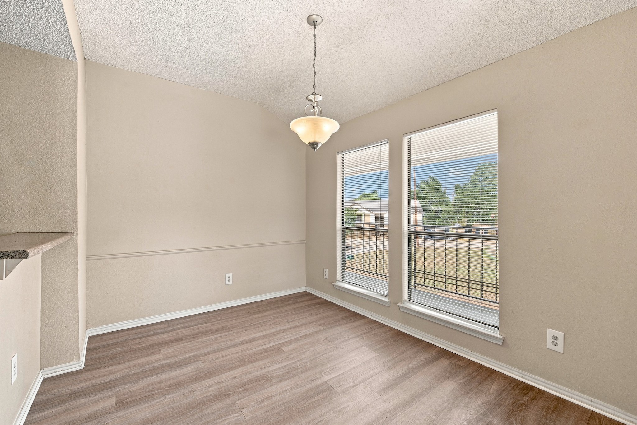 400 Fall Circle A Property Photo 6