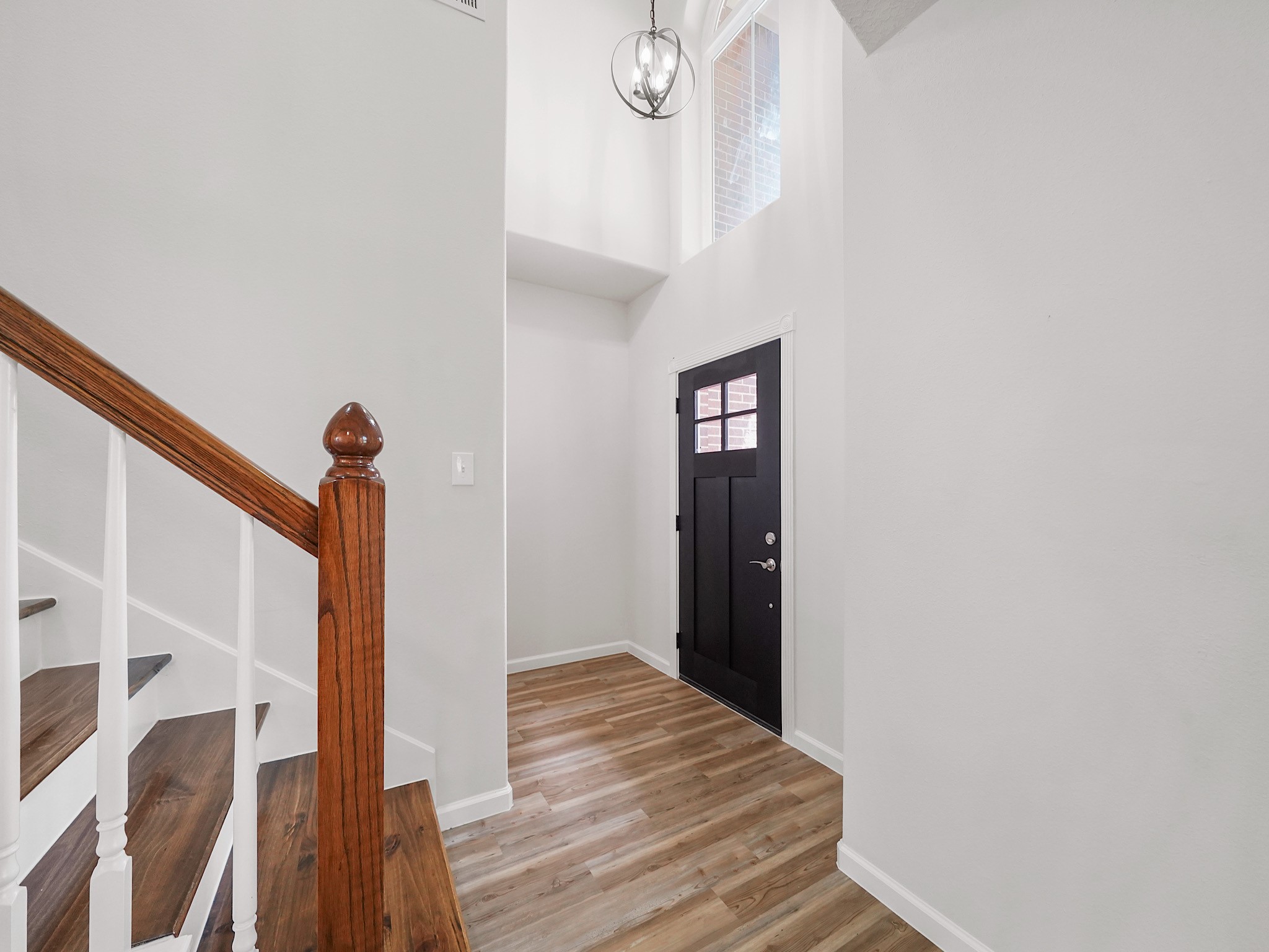 506 Marathon Place Property Photo 5