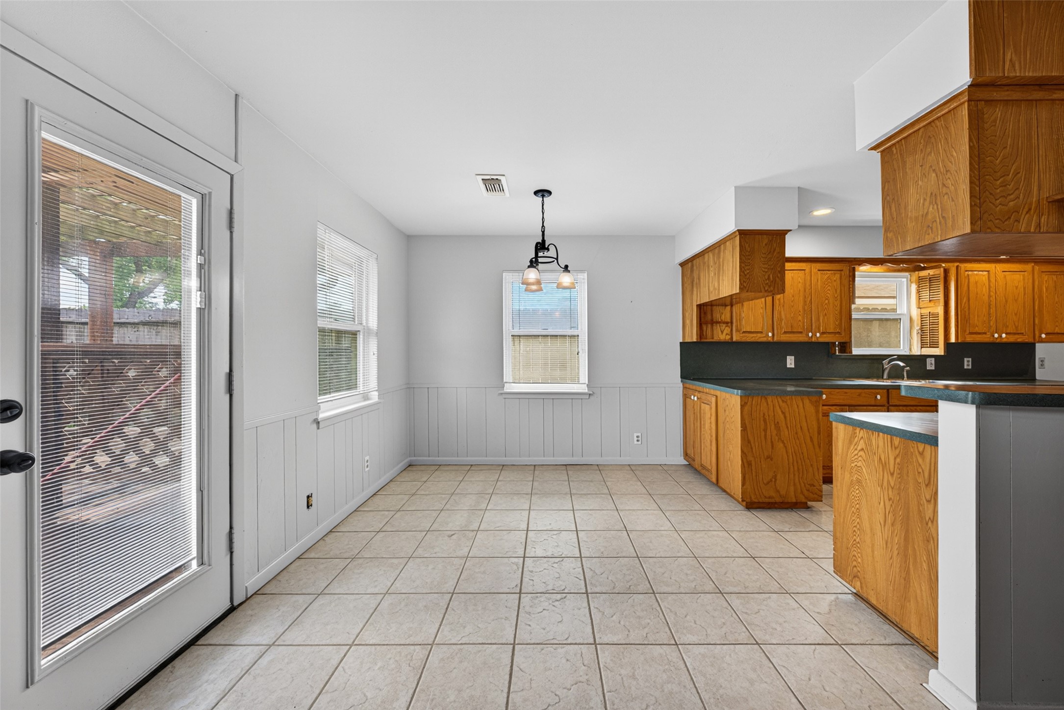 2210 Tannehill Drive Property Photo 6