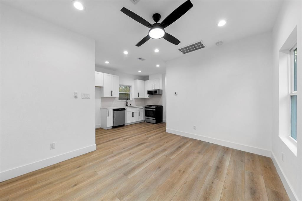 2803 Nettleton Street Property Photo 5
