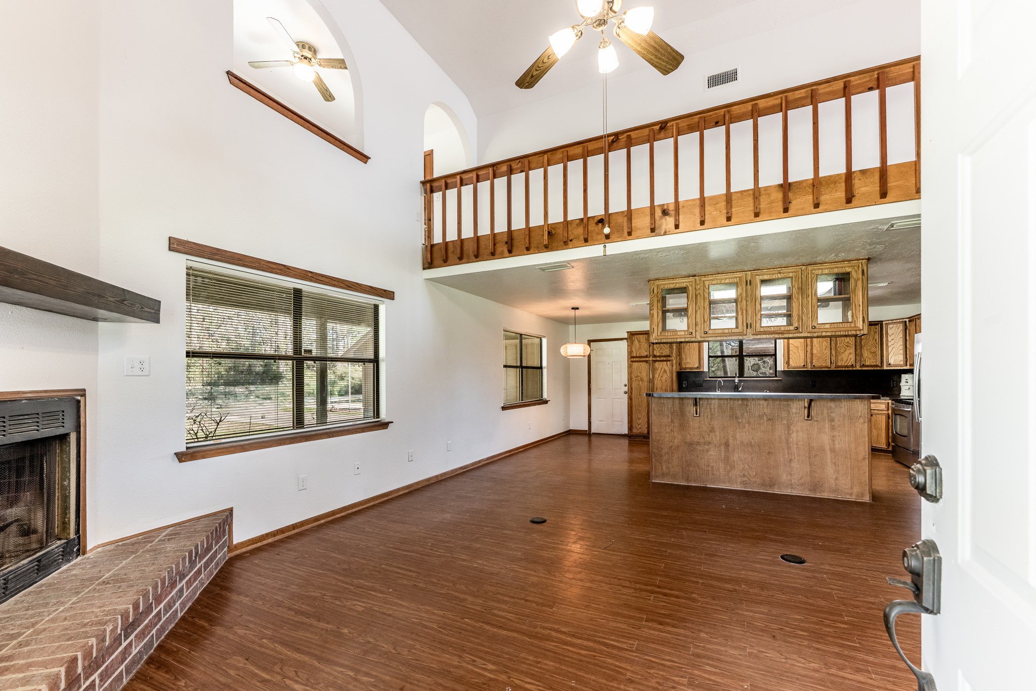 191 Timber Bay Drive Property Photo 9