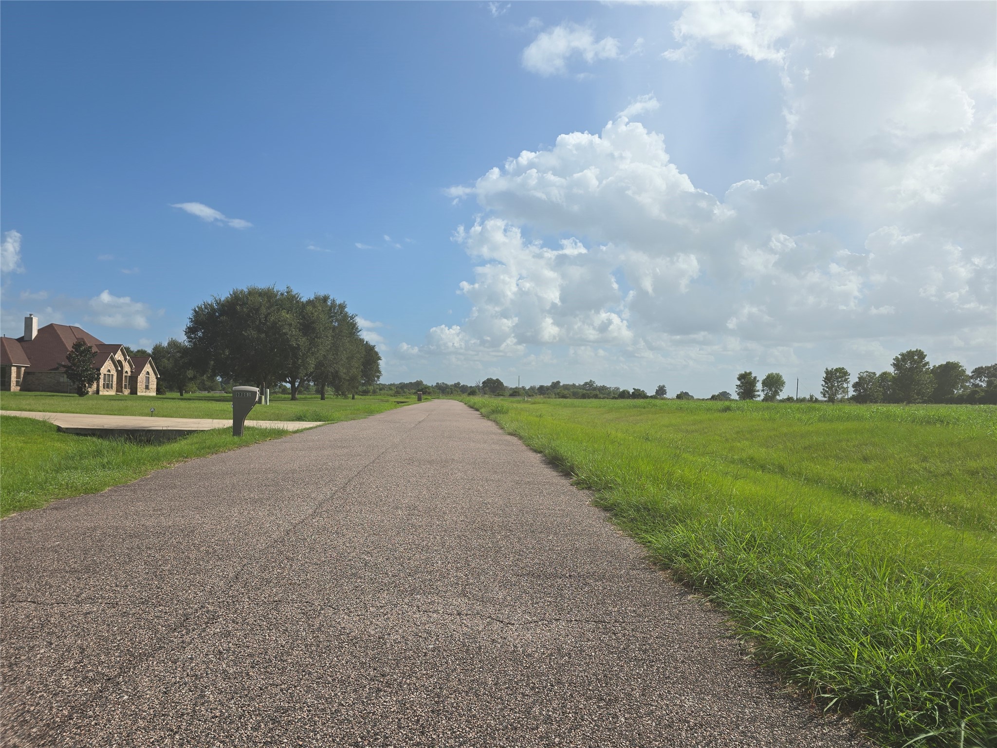 17118 Dewberry Lane Property Photo 3