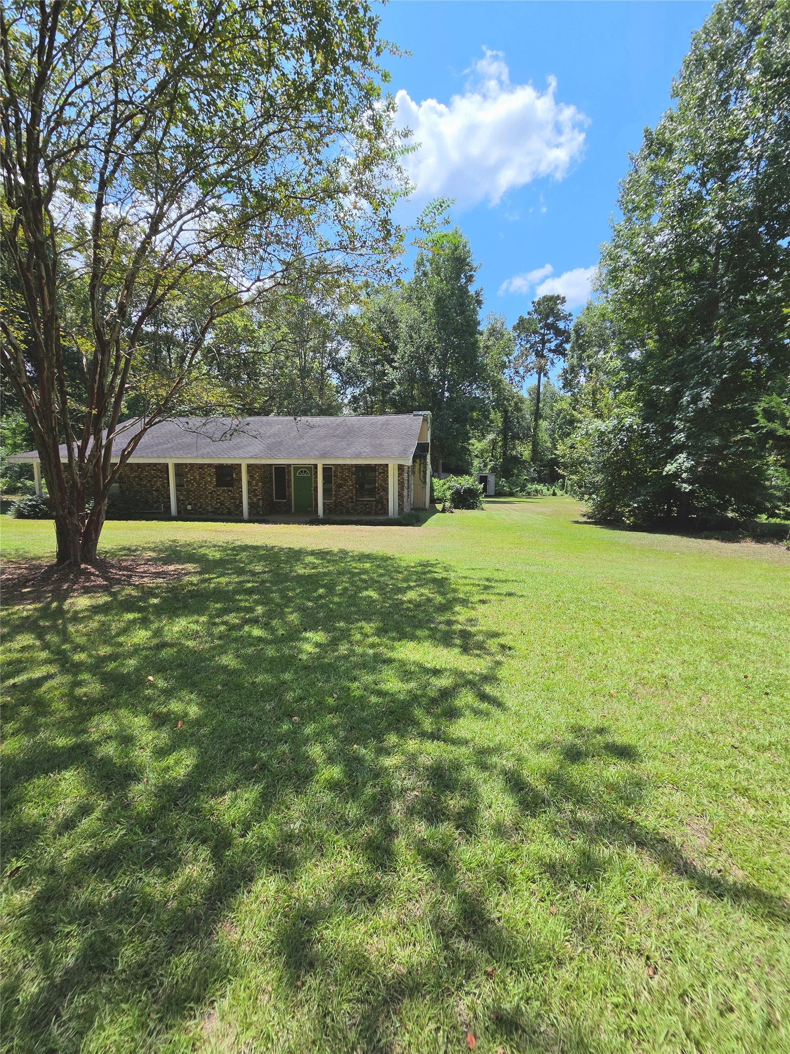 22647 Kelly Drive Property Photo 7