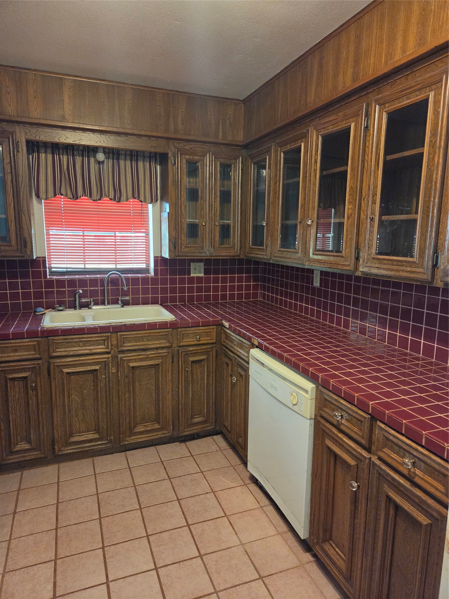 22647 Kelly Drive Property Photo 11