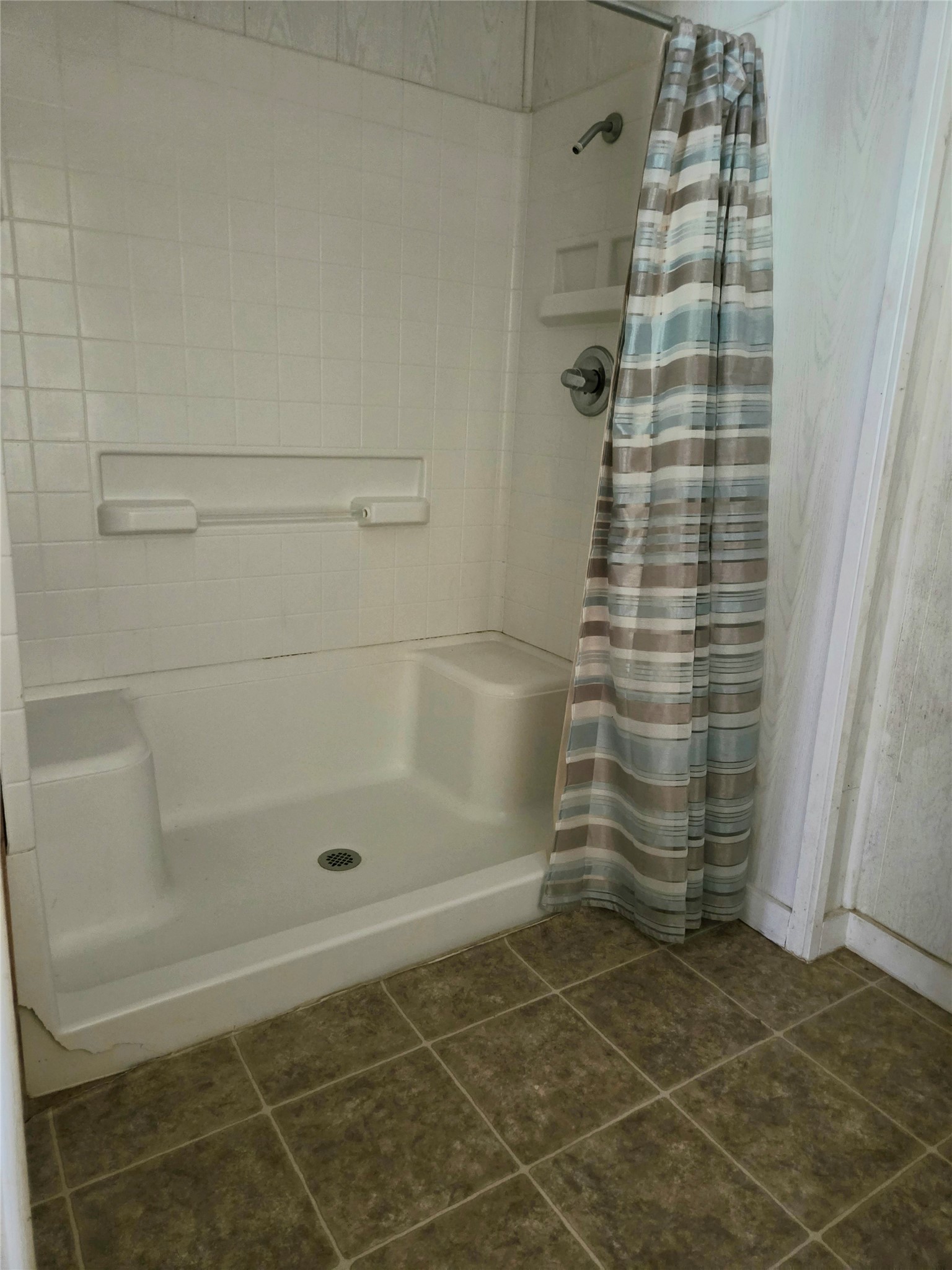 22647 Kelly Drive Property Photo 27