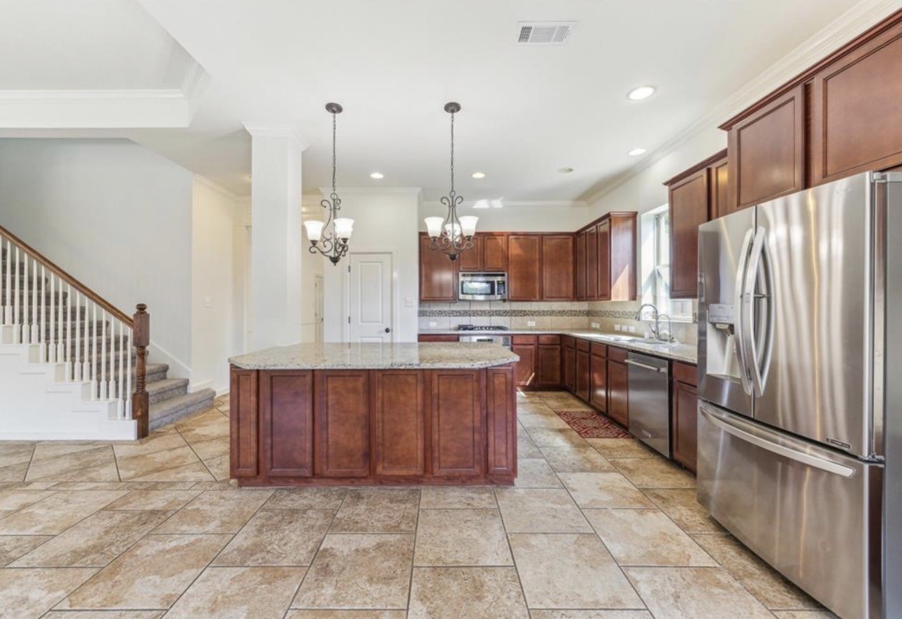 26223 Rustic Ranch Lane Property Photo 4