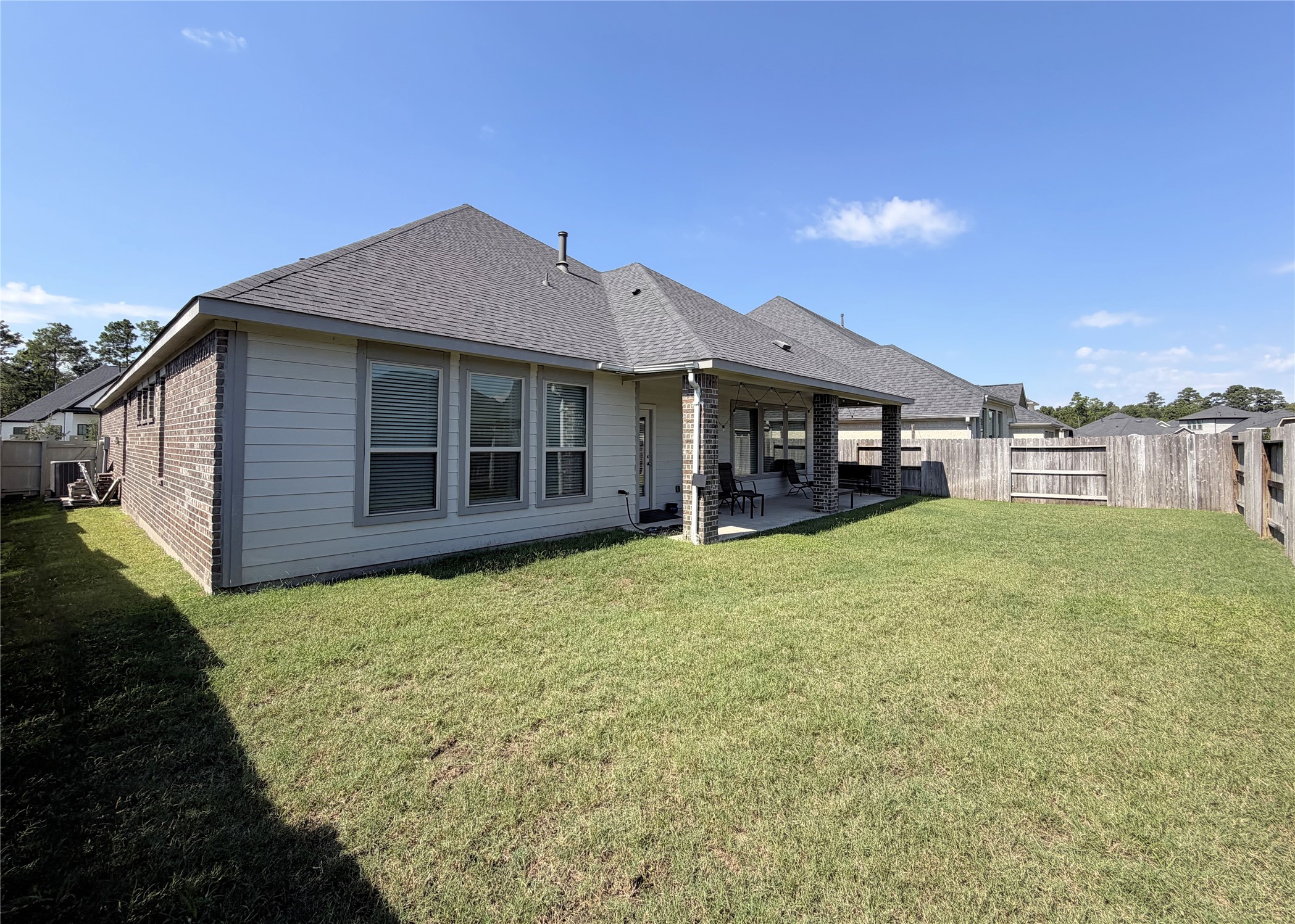 10025 Preserve Way Property Photo 8