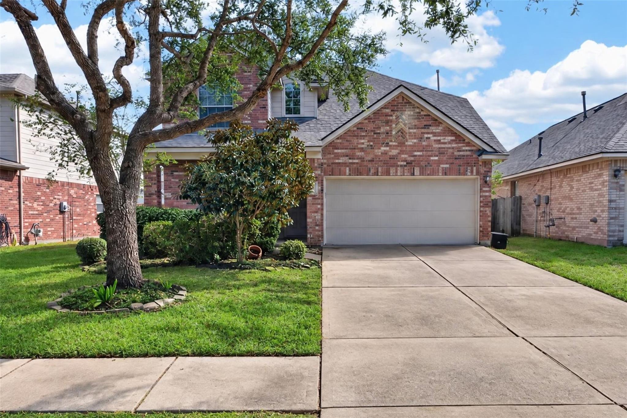 6111 Sierra Springs Lane Property Photo 1