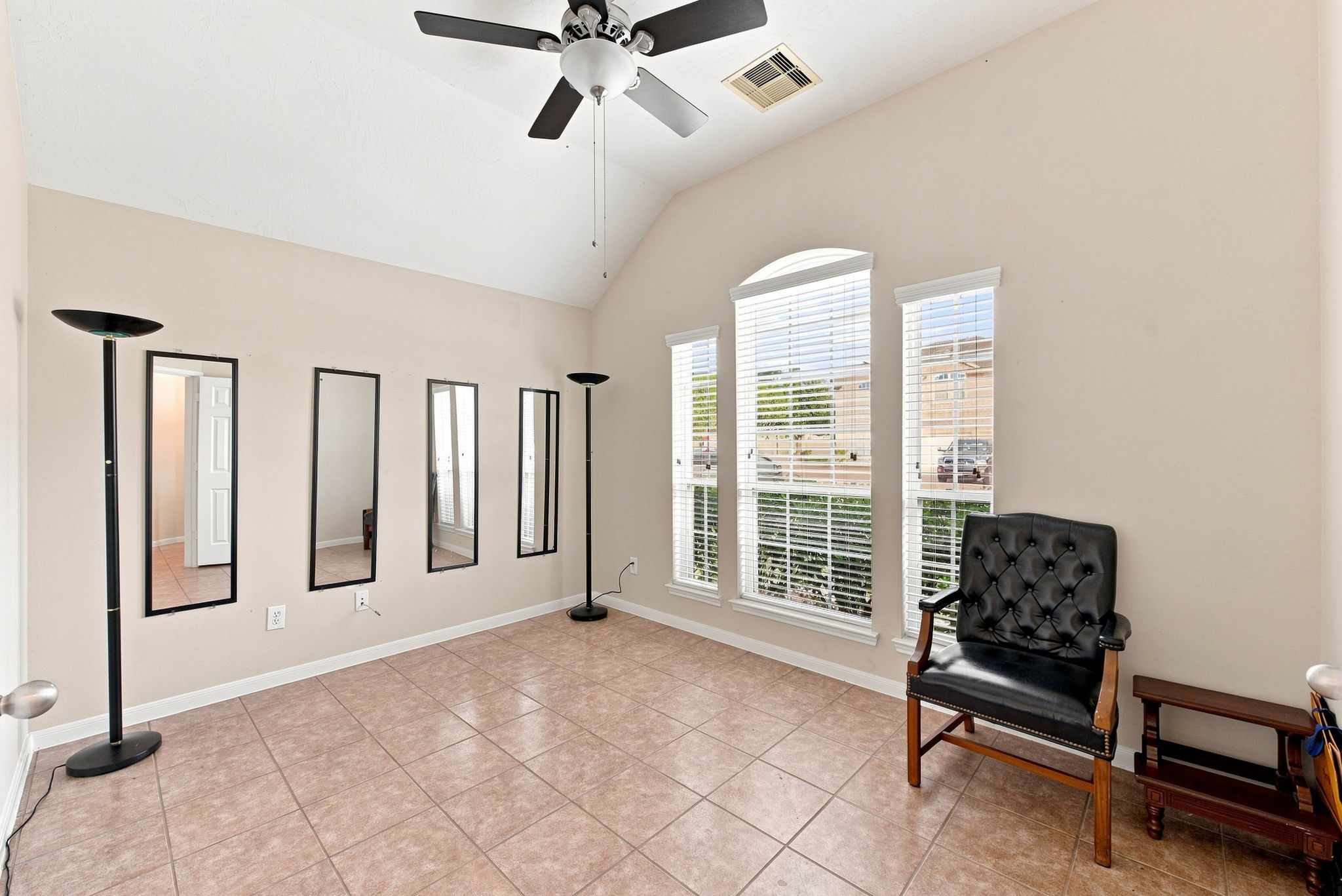 8306 Calico Canyon Drive Property Photo 5