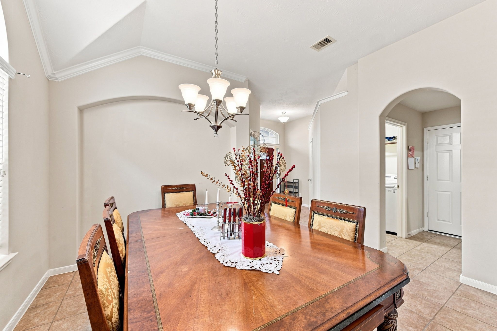 8306 Calico Canyon Drive Property Photo 7