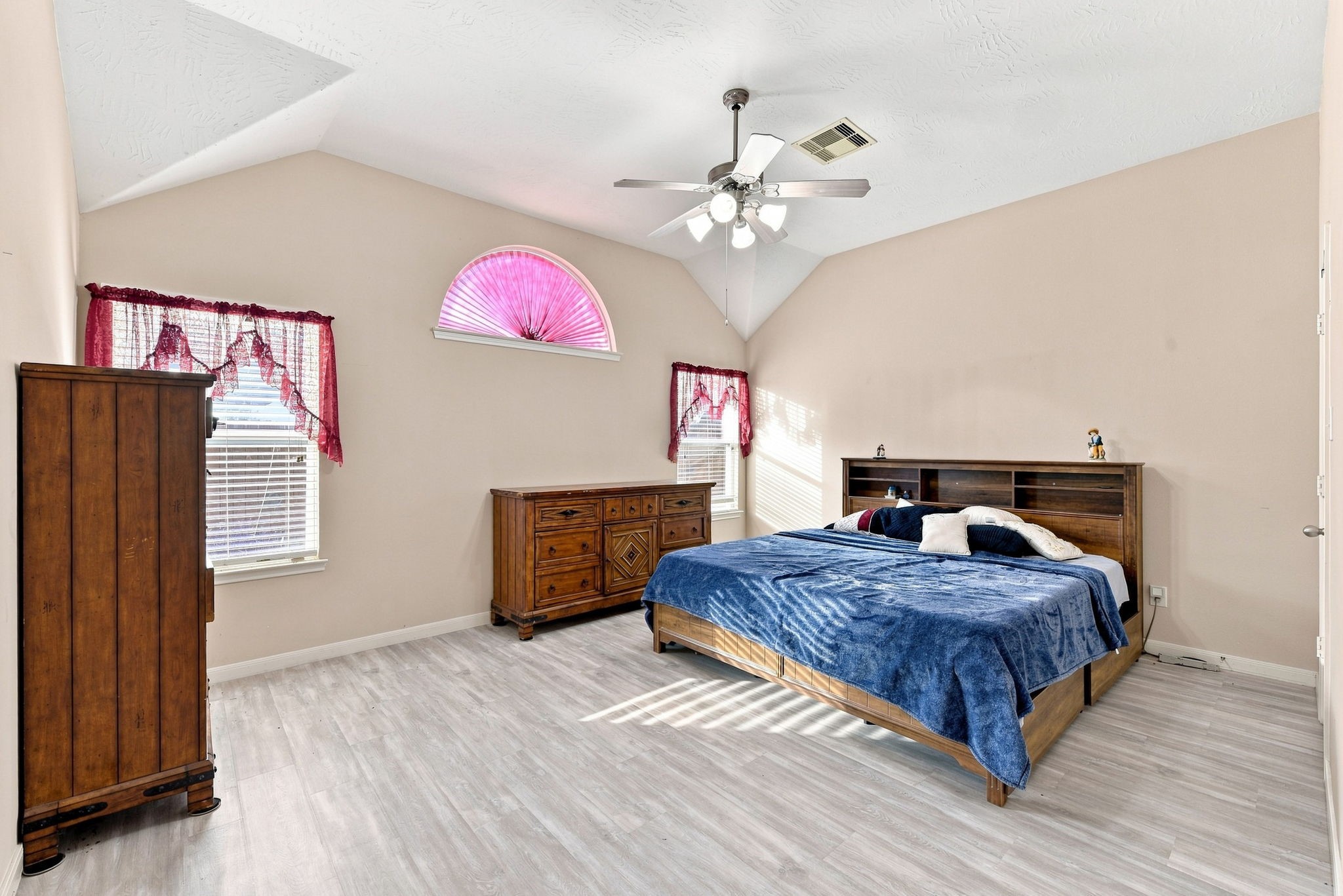 8306 Calico Canyon Drive Property Photo 17