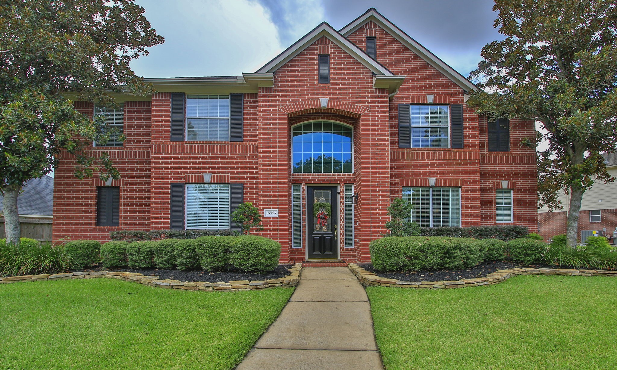 15727 Spring Trail Property Photo 4