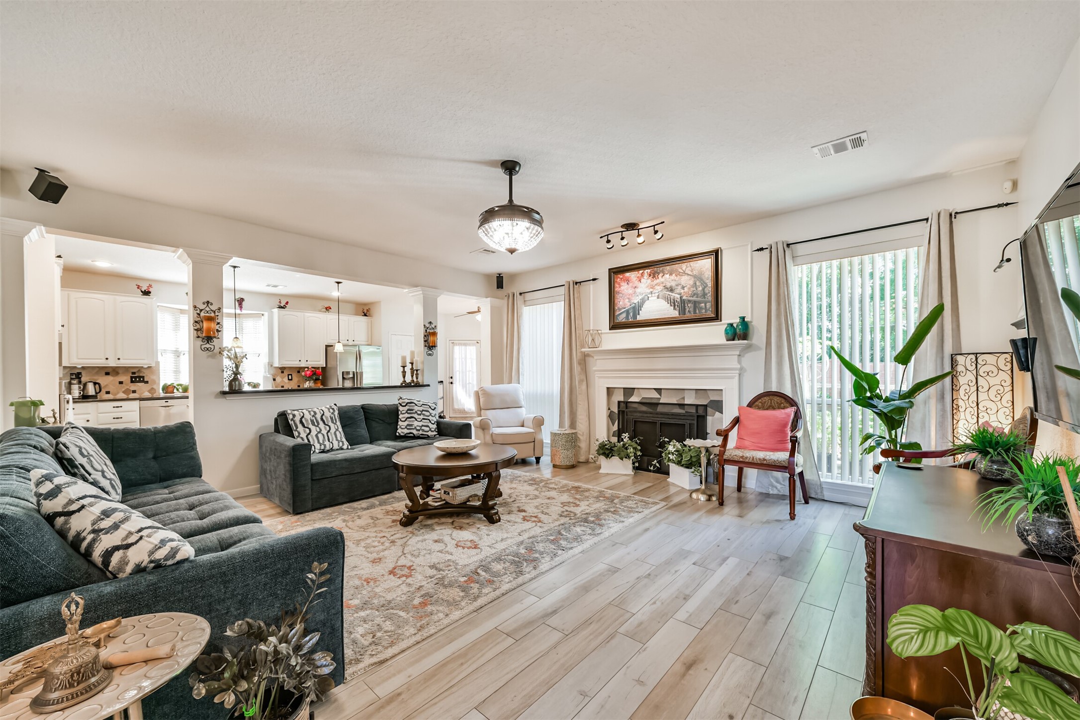 4302 Island Hills Drive Property Photo 10